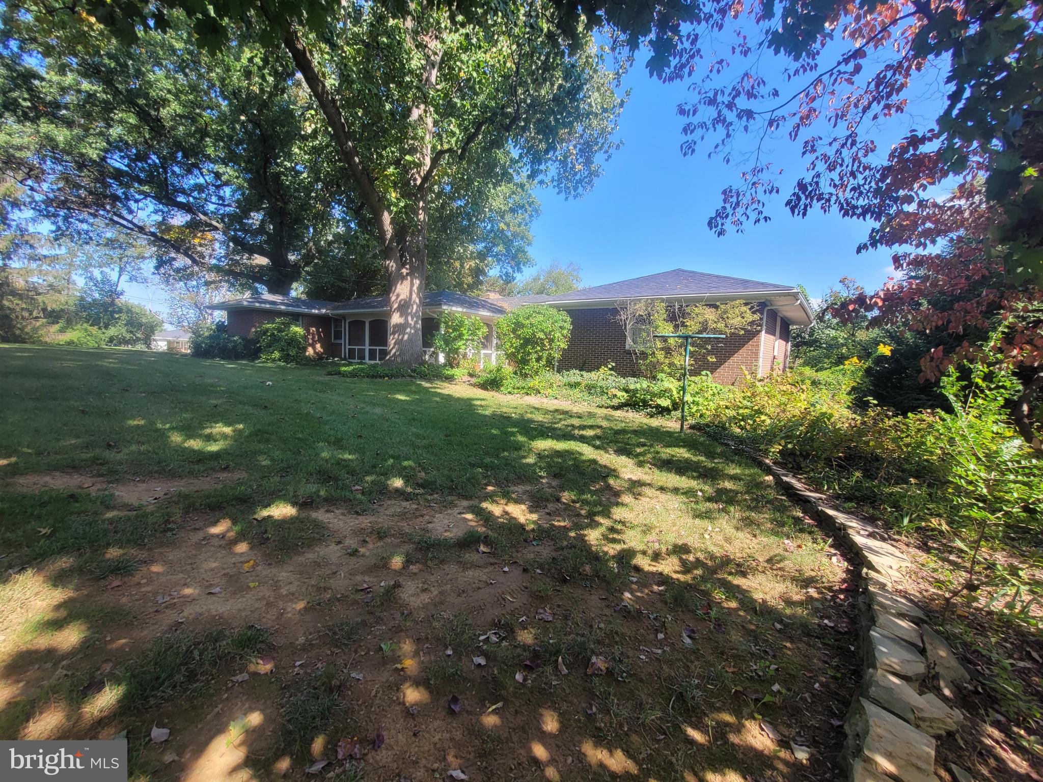 FOUNTAIN HEAD - Residential