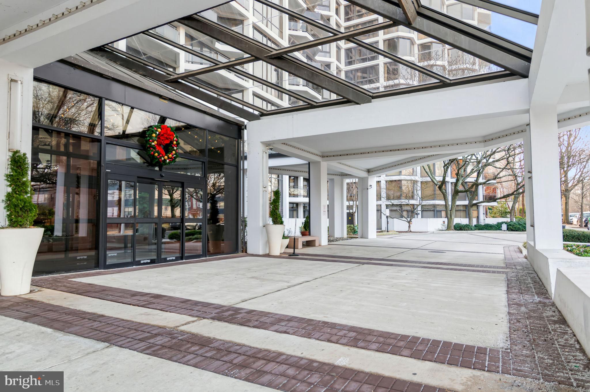 THE ATRIUM - Residential