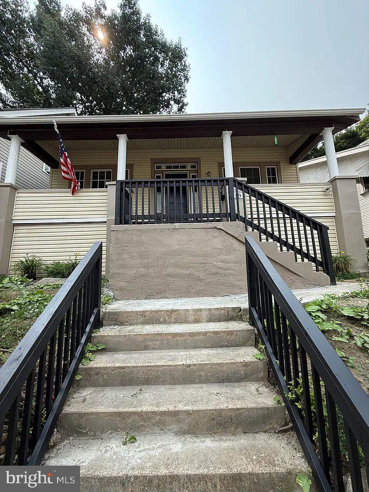718 GEPHART DRIVE