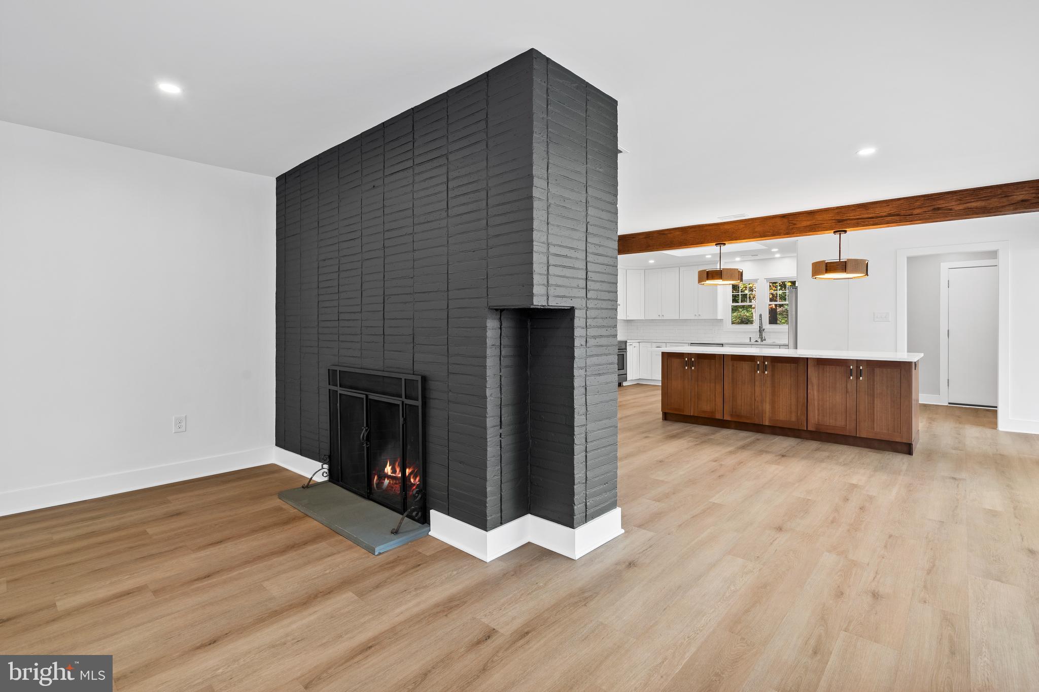 GLEN WOOD - Residential