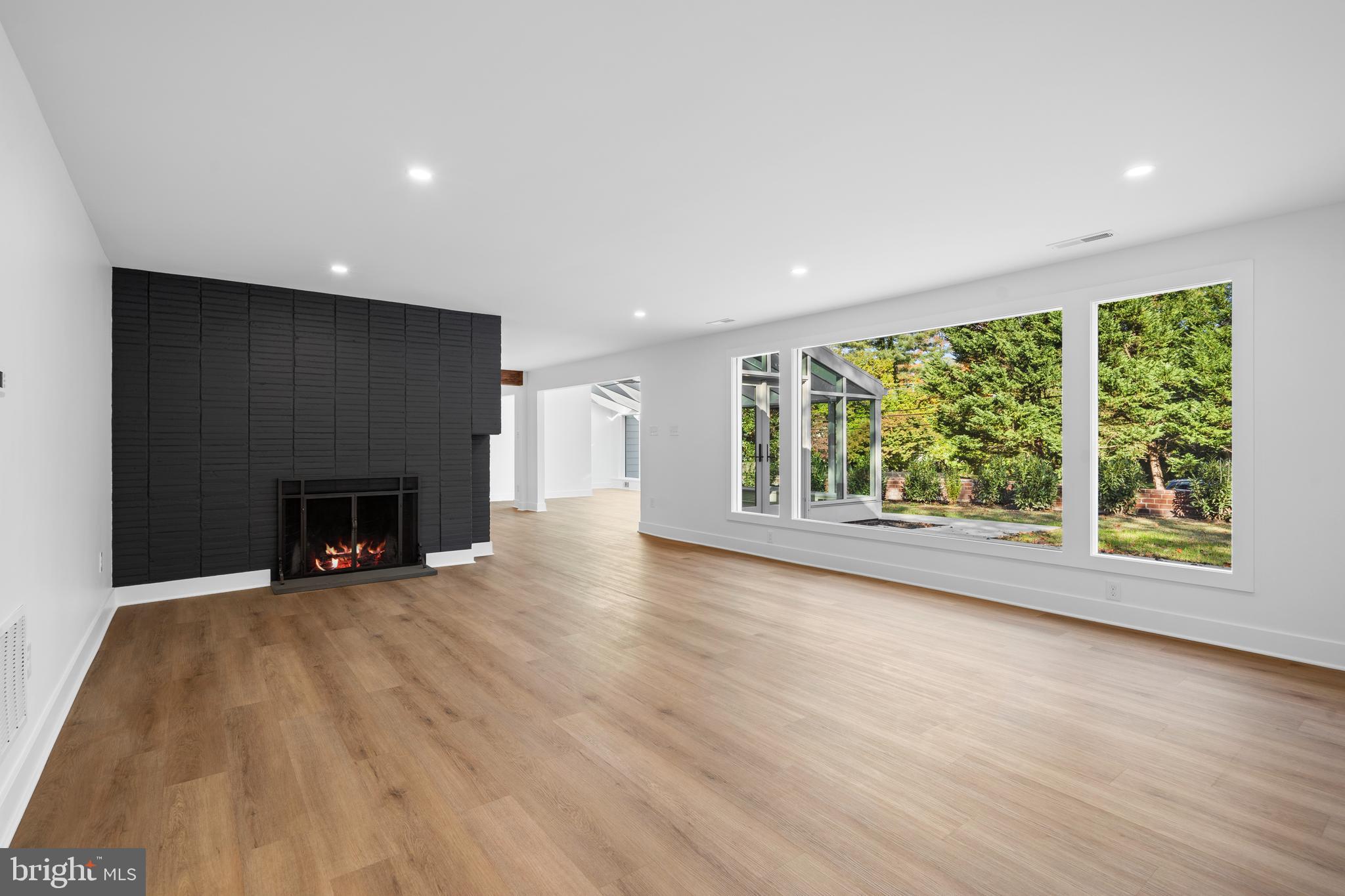 GLEN WOOD - Residential