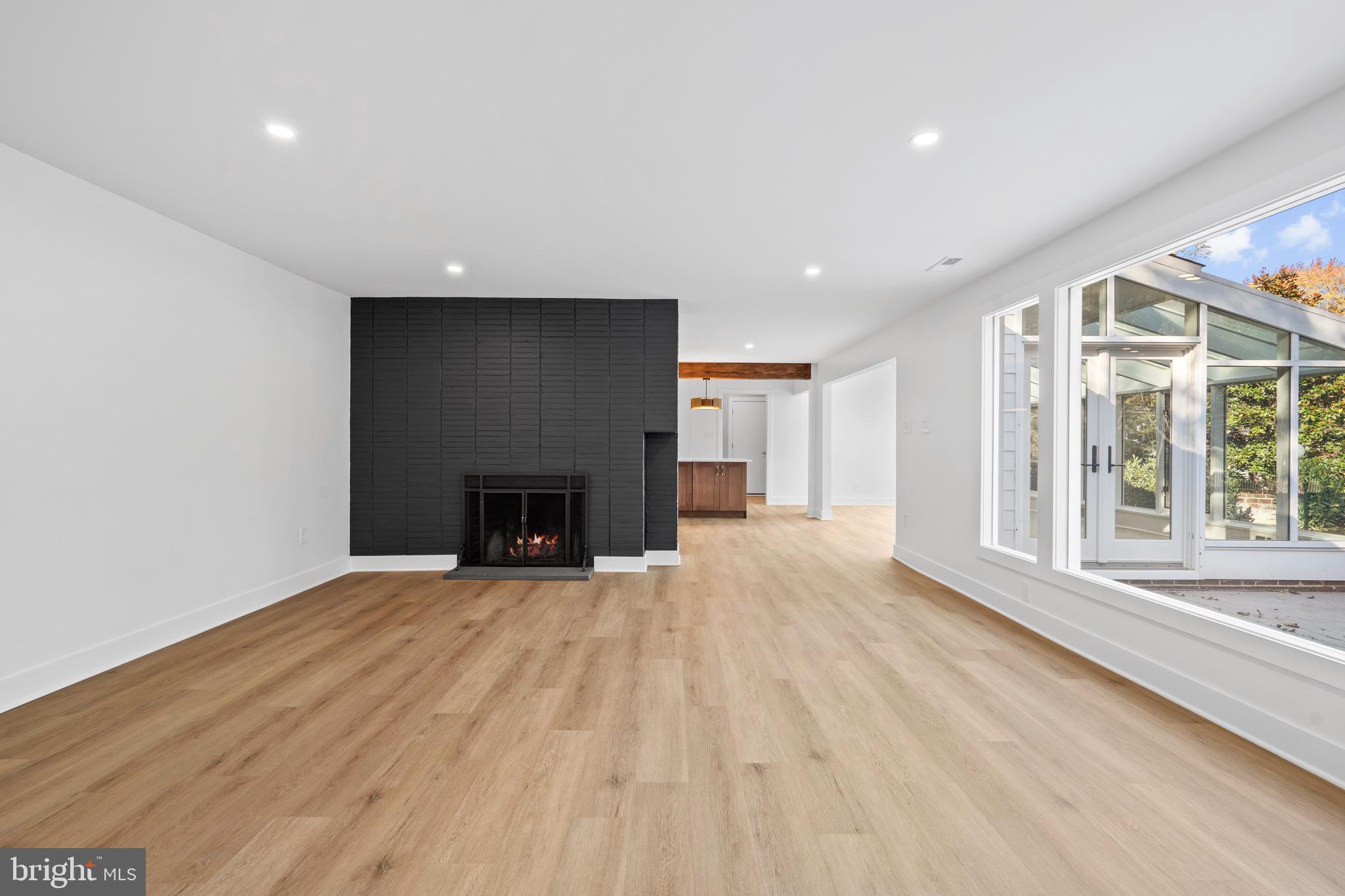 GLEN WOOD - Residential