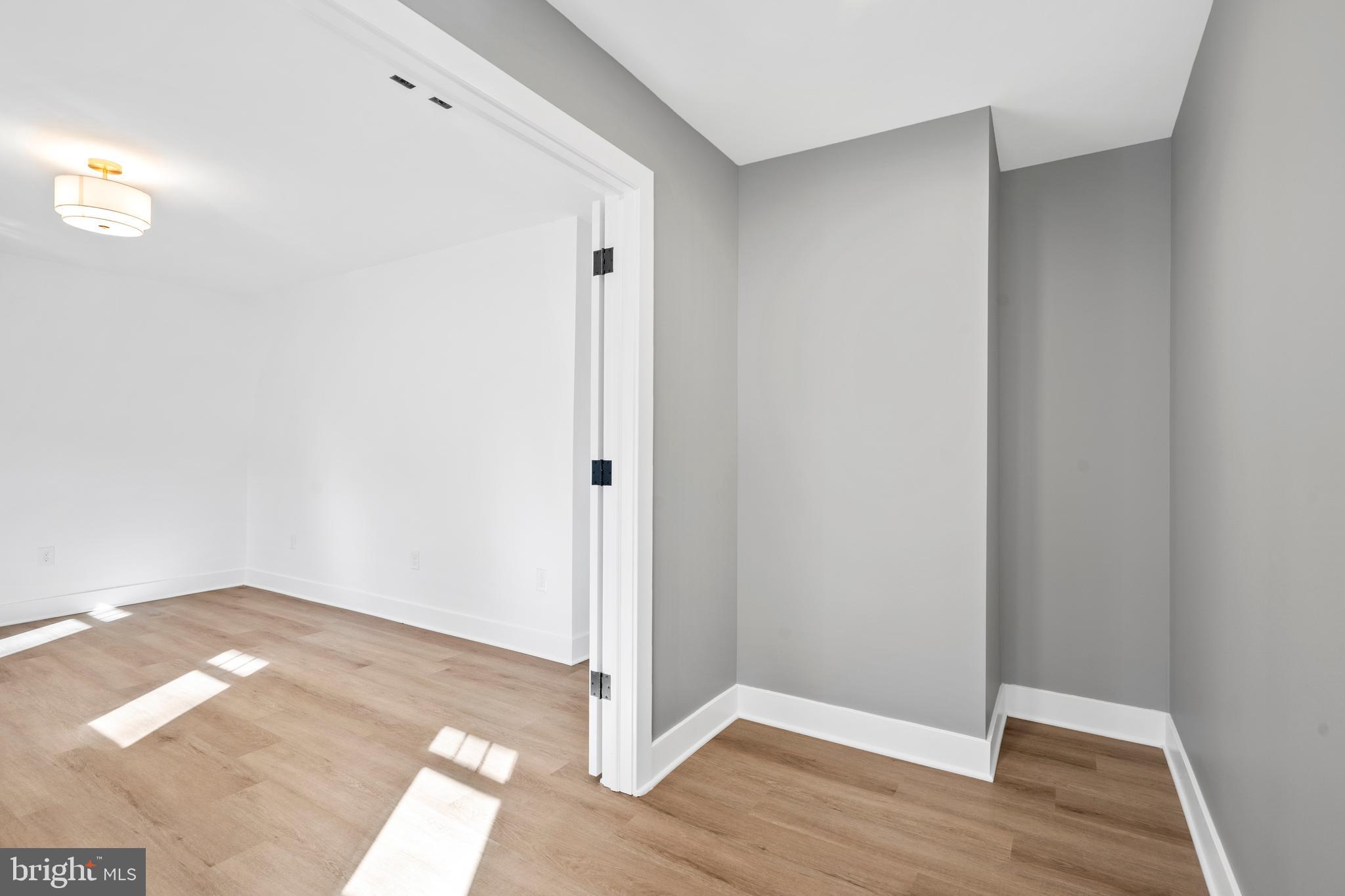 GLEN WOOD - Residential