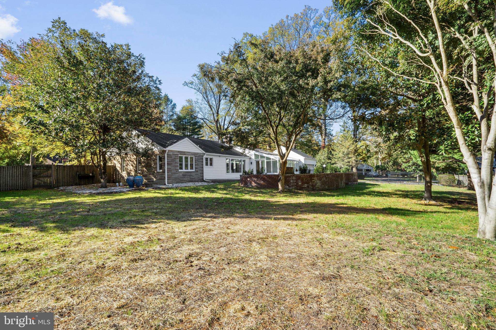 GLEN WOOD - Residential