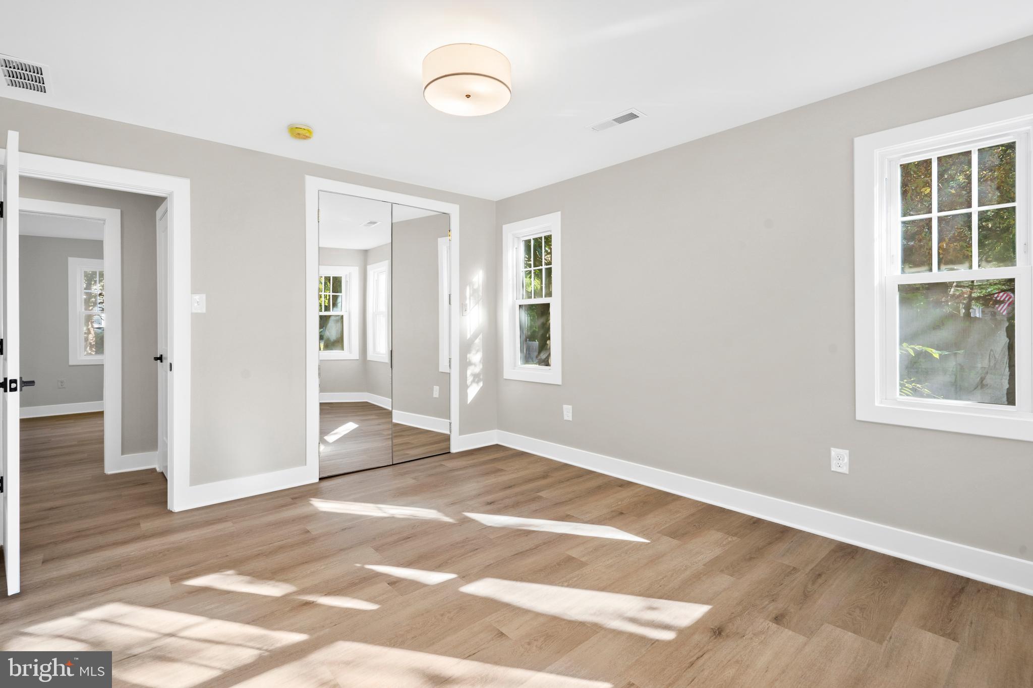 GLEN WOOD - Residential