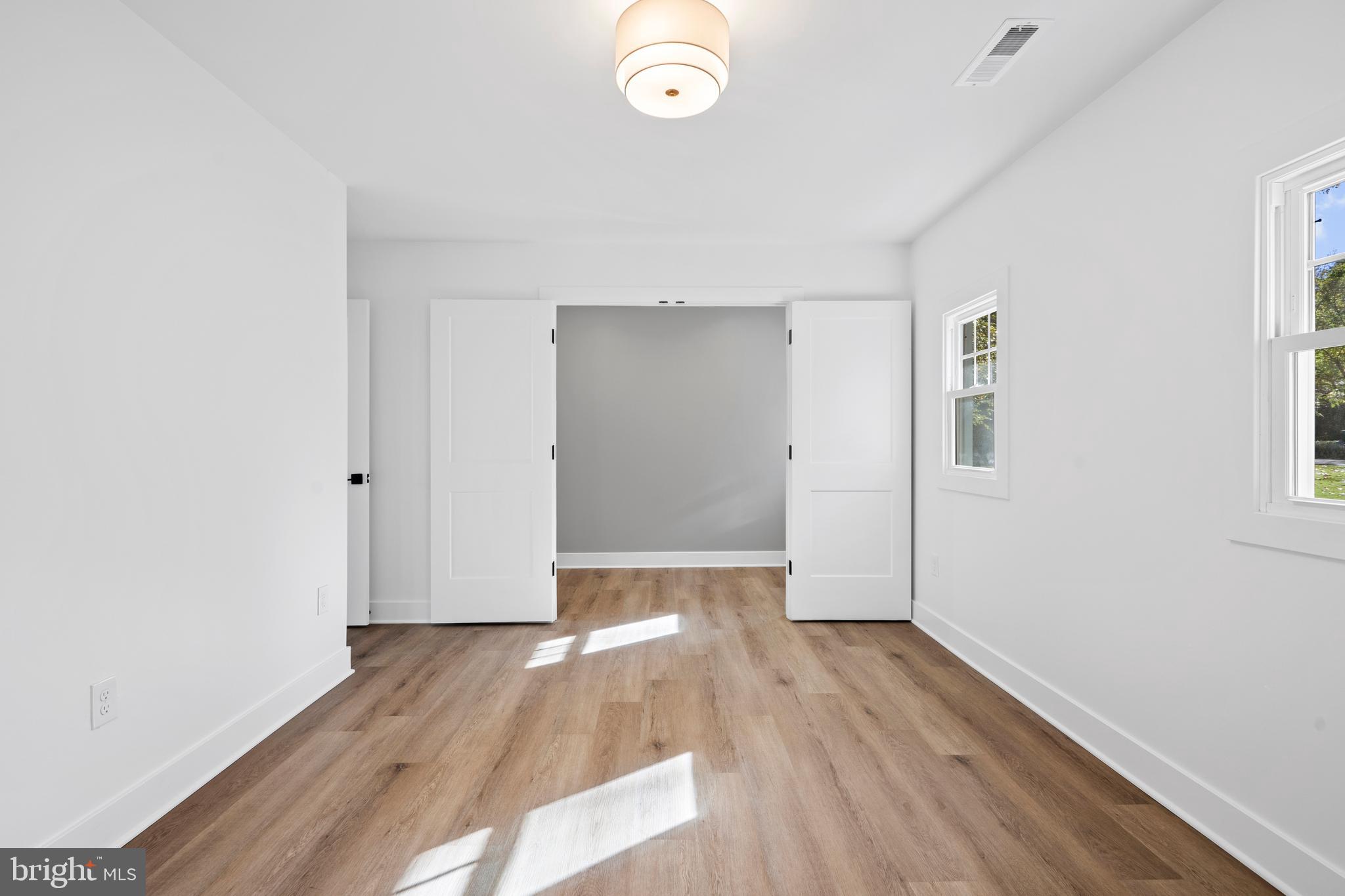 GLEN WOOD - Residential