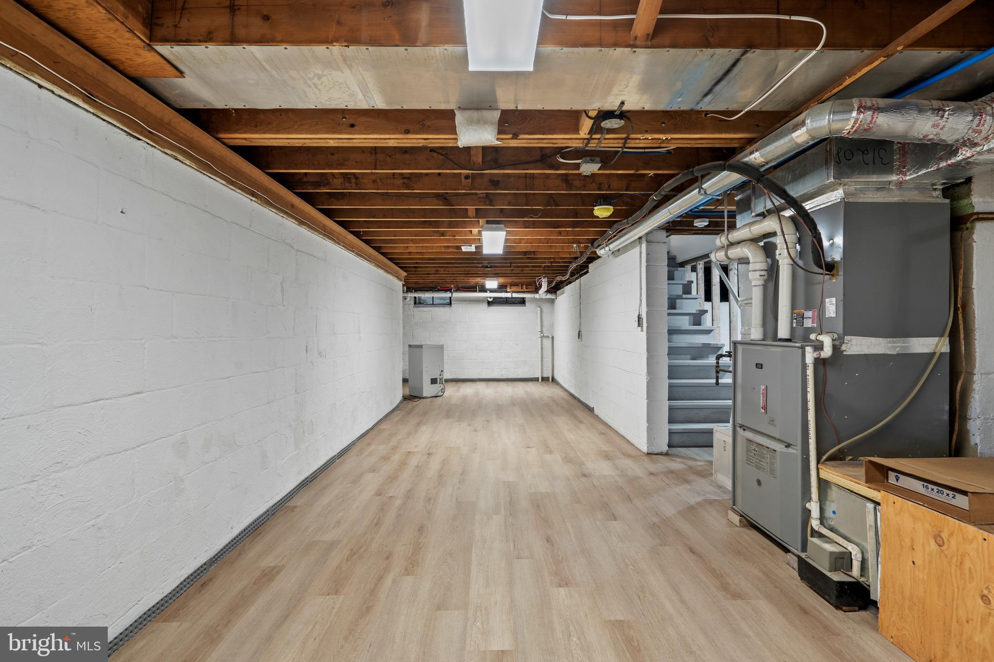 GLEN WOOD - Residential