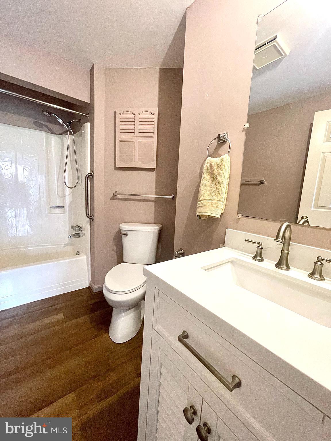 BATTLEFIELD KNOLLS - Residential