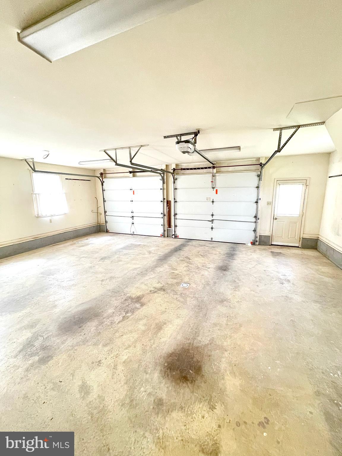 BATTLEFIELD KNOLLS - Residential