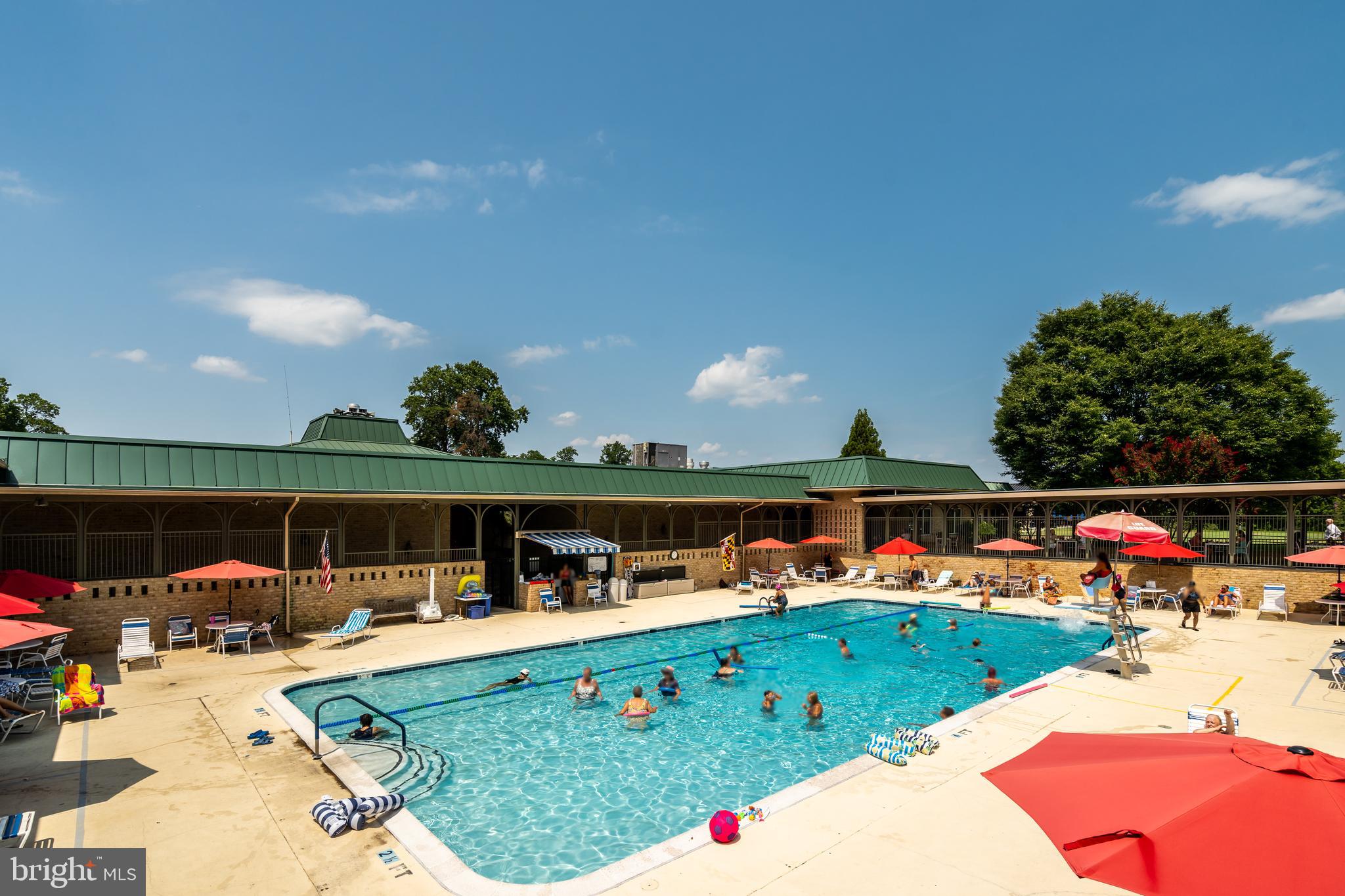 LEISURE WORLD - Residential