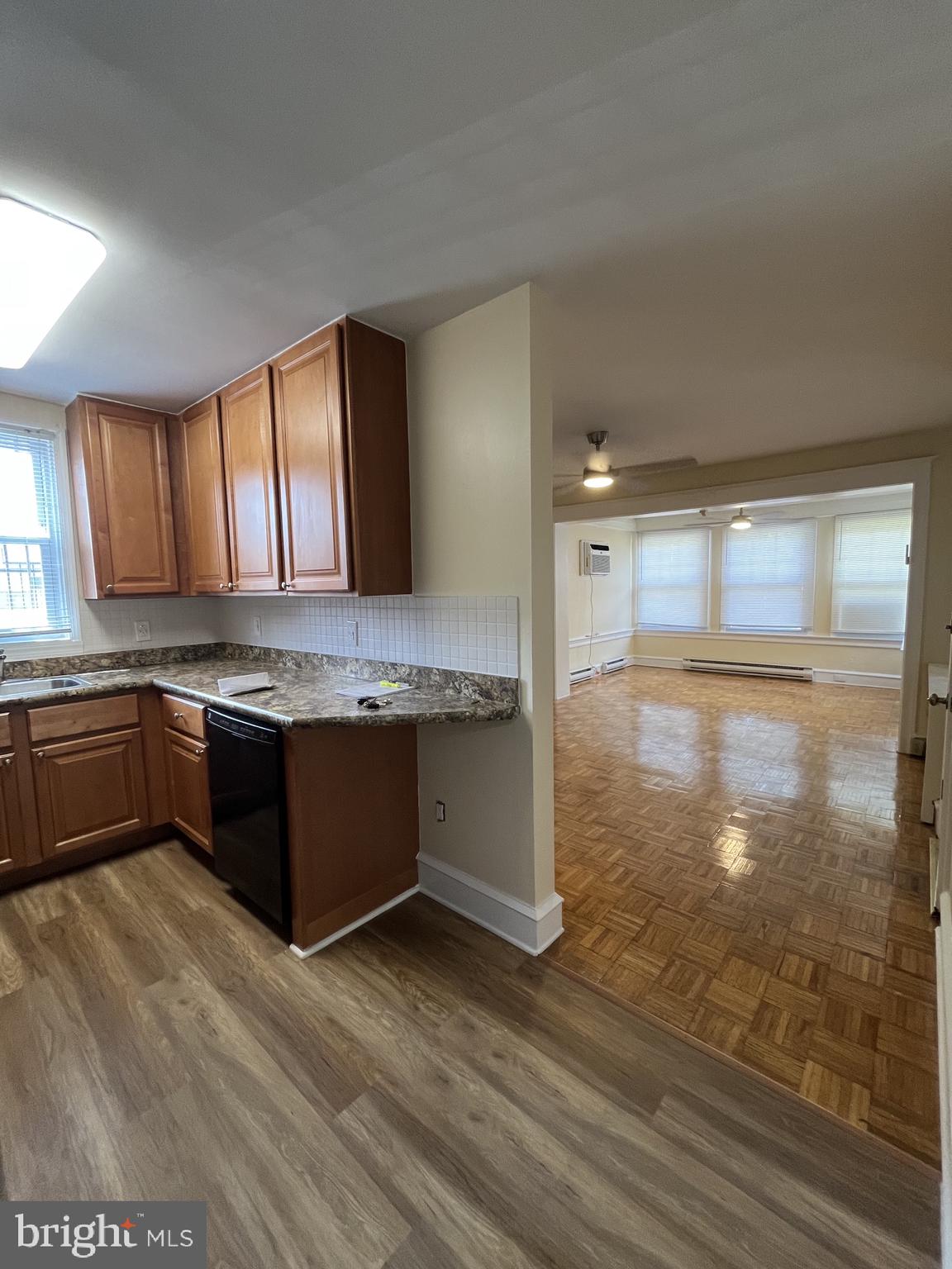 5230 REXFORD