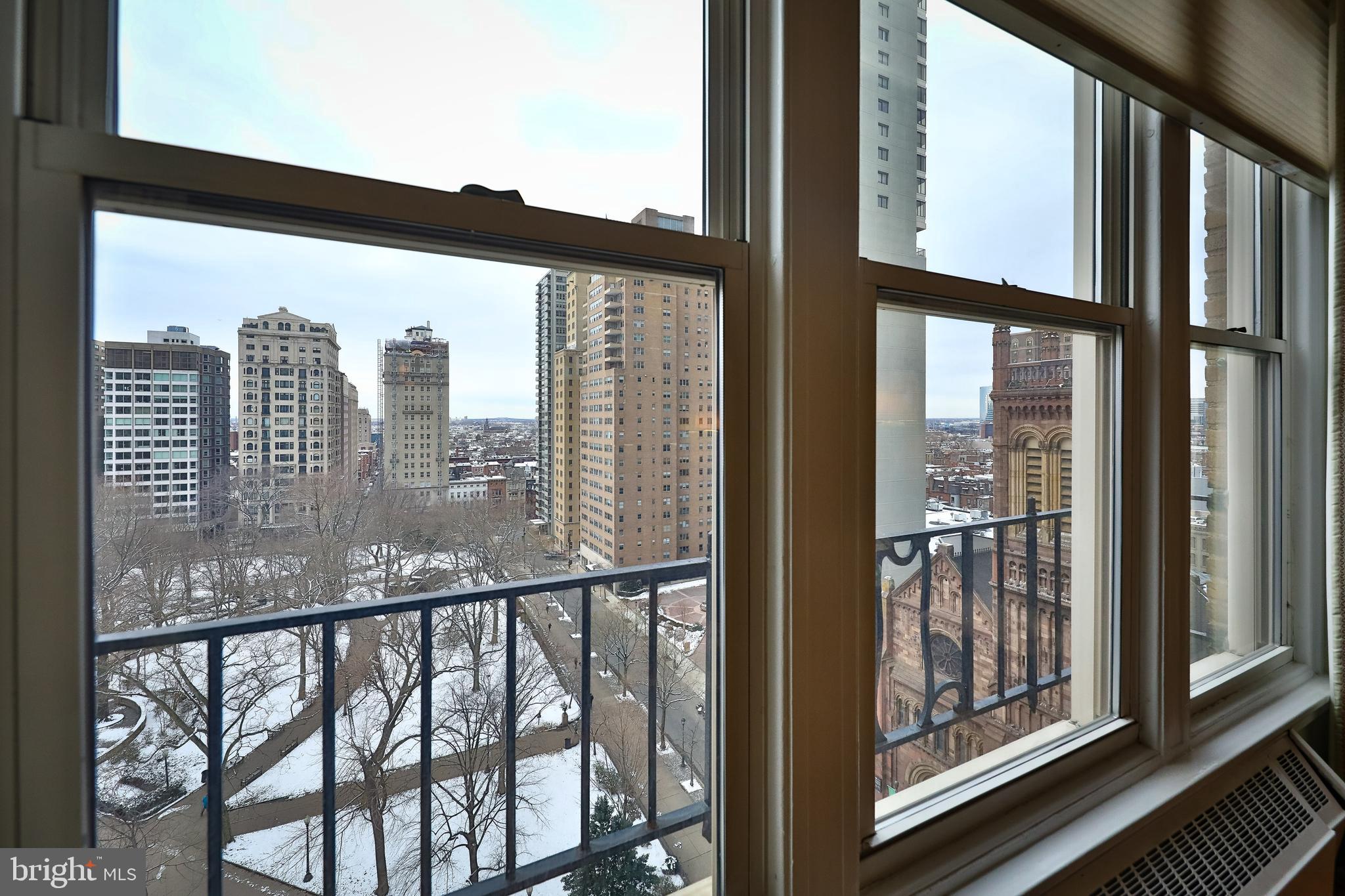 RITTENHOUSE SQUARE - Residential