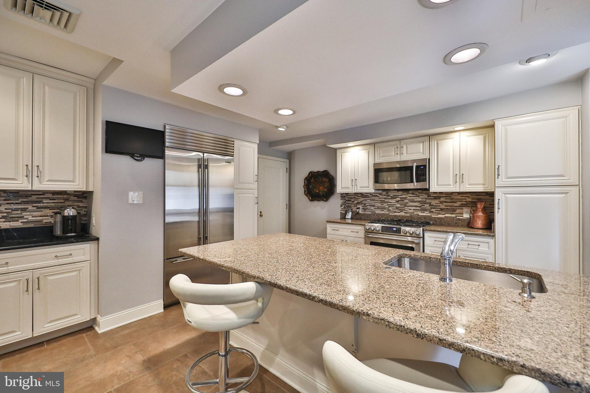 RITTENHOUSE SQUARE - Residential