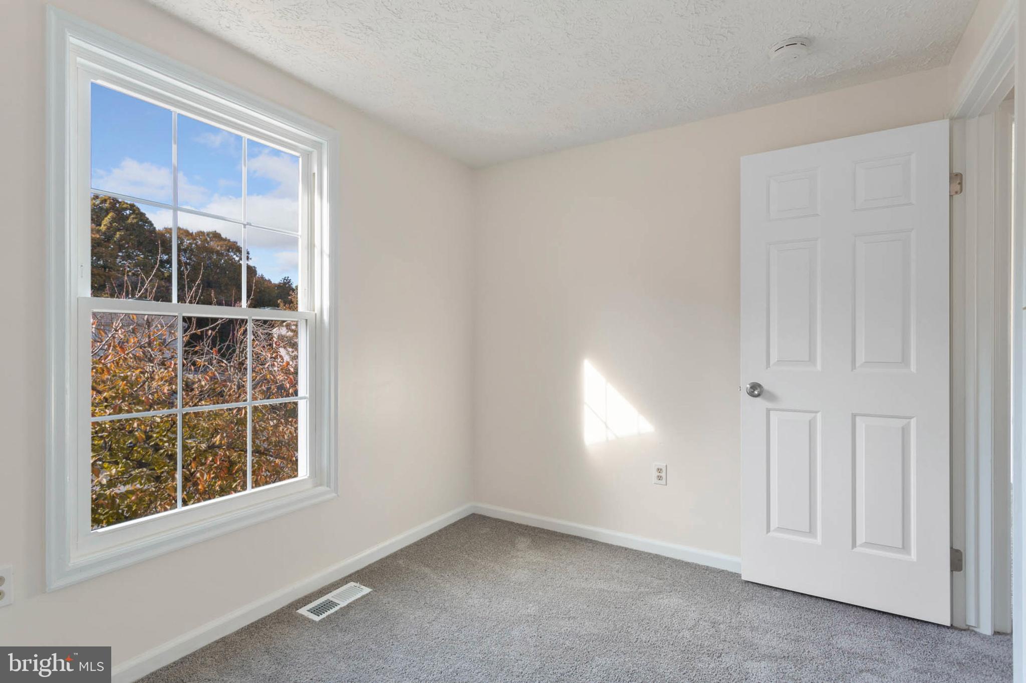 LAUREL HIGHLANDS - Residential