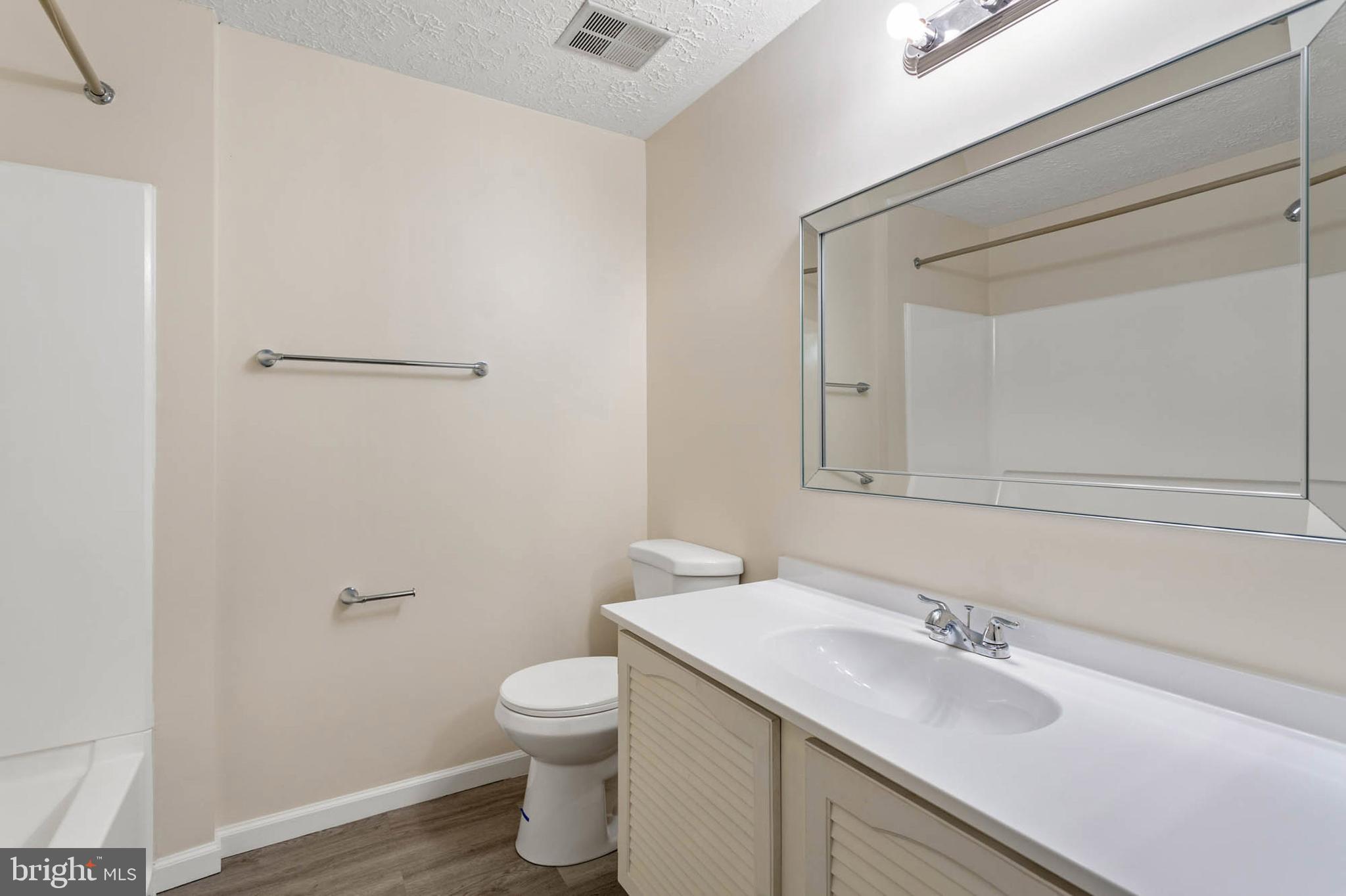 LAUREL HIGHLANDS - Residential