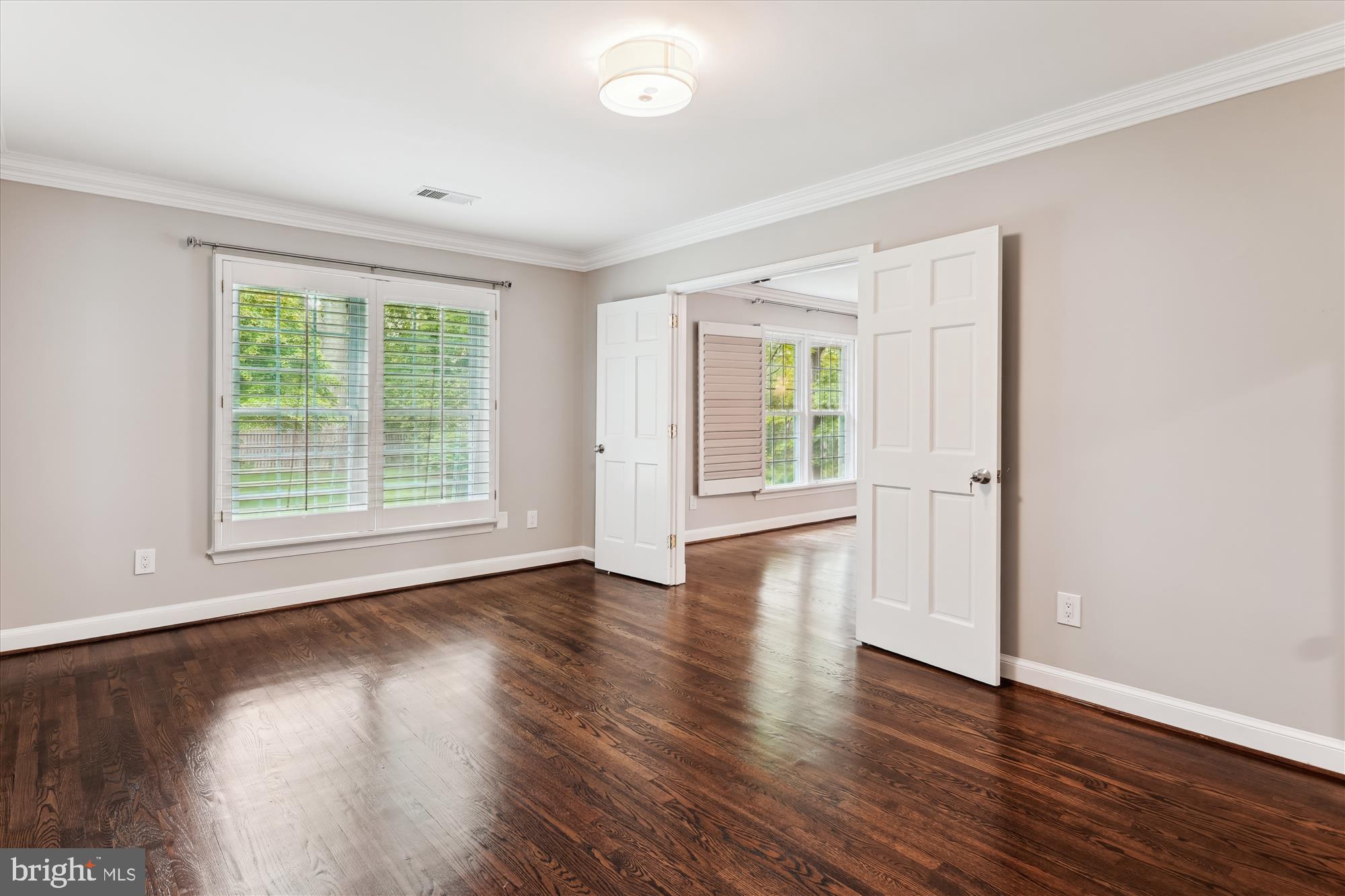 POTOMAC VILLAGE - Residential