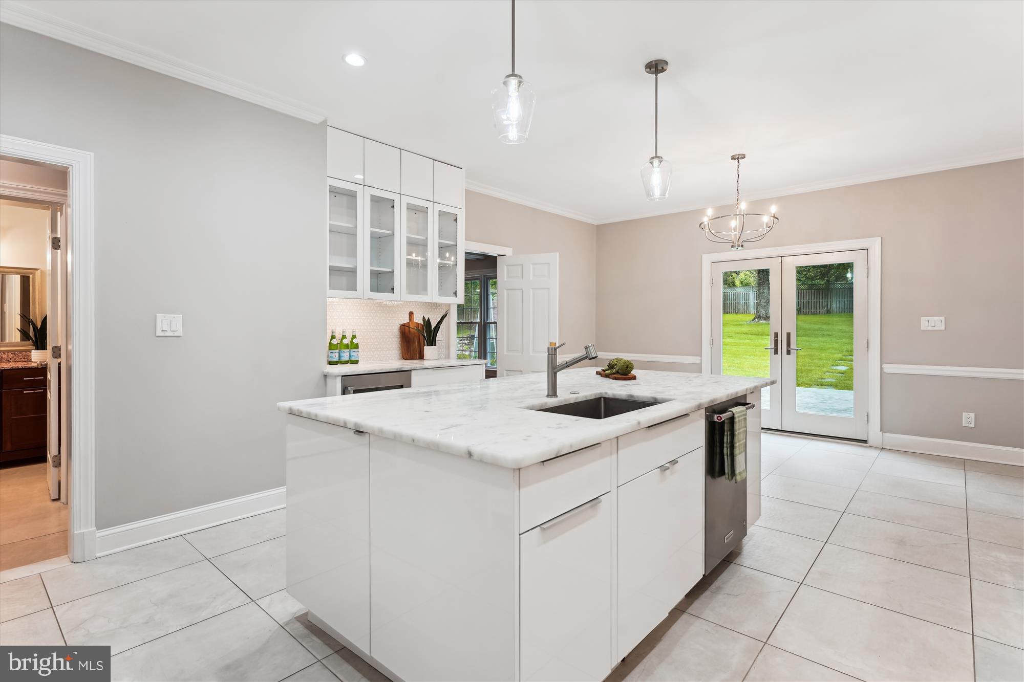 POTOMAC VILLAGE - Residential