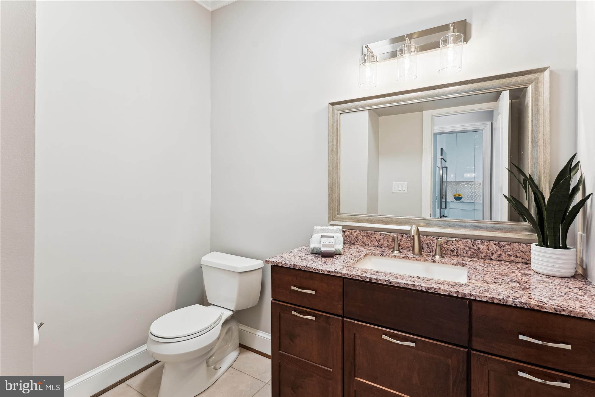 POTOMAC VILLAGE - Residential