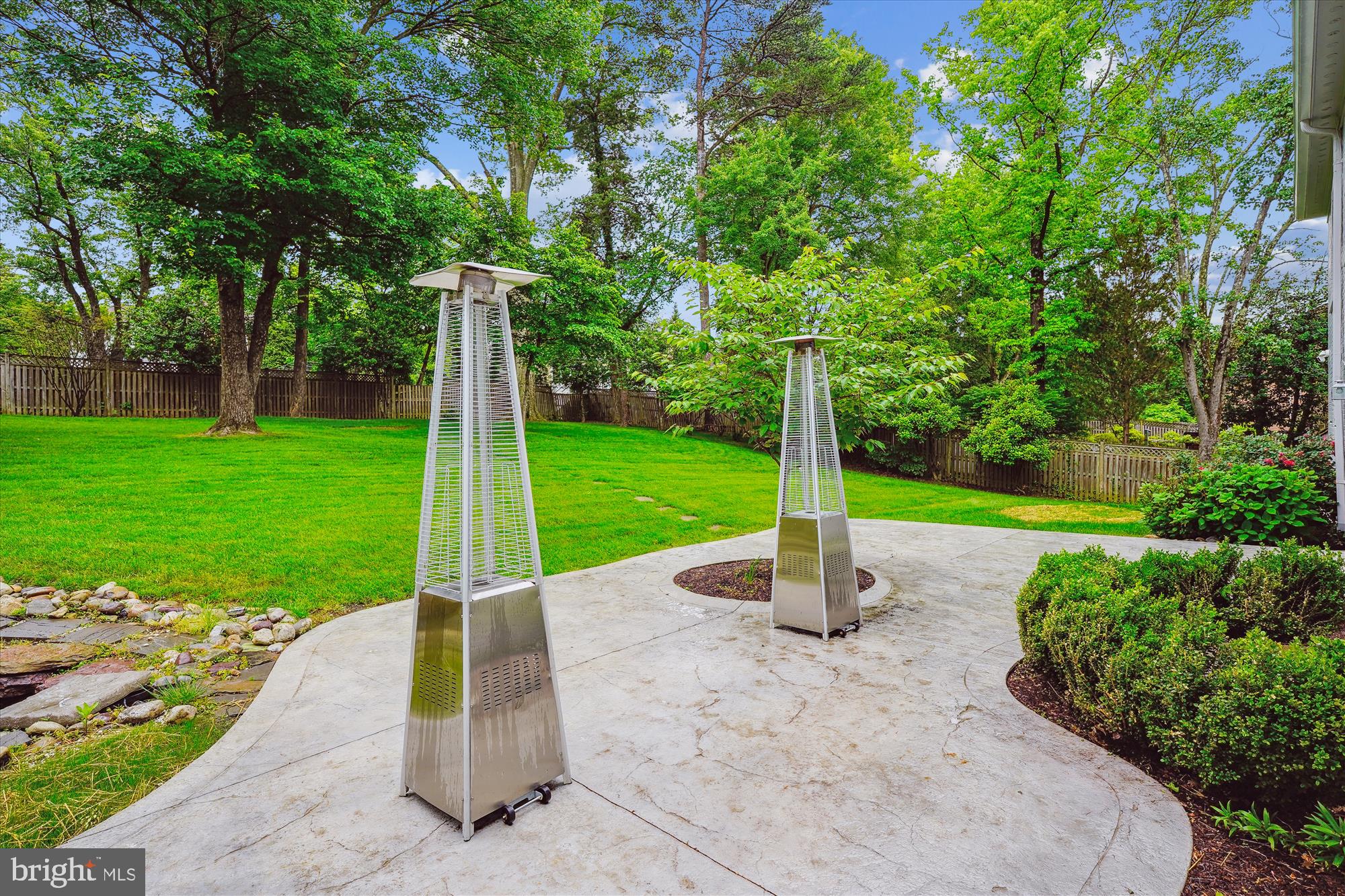 POTOMAC VILLAGE - Residential