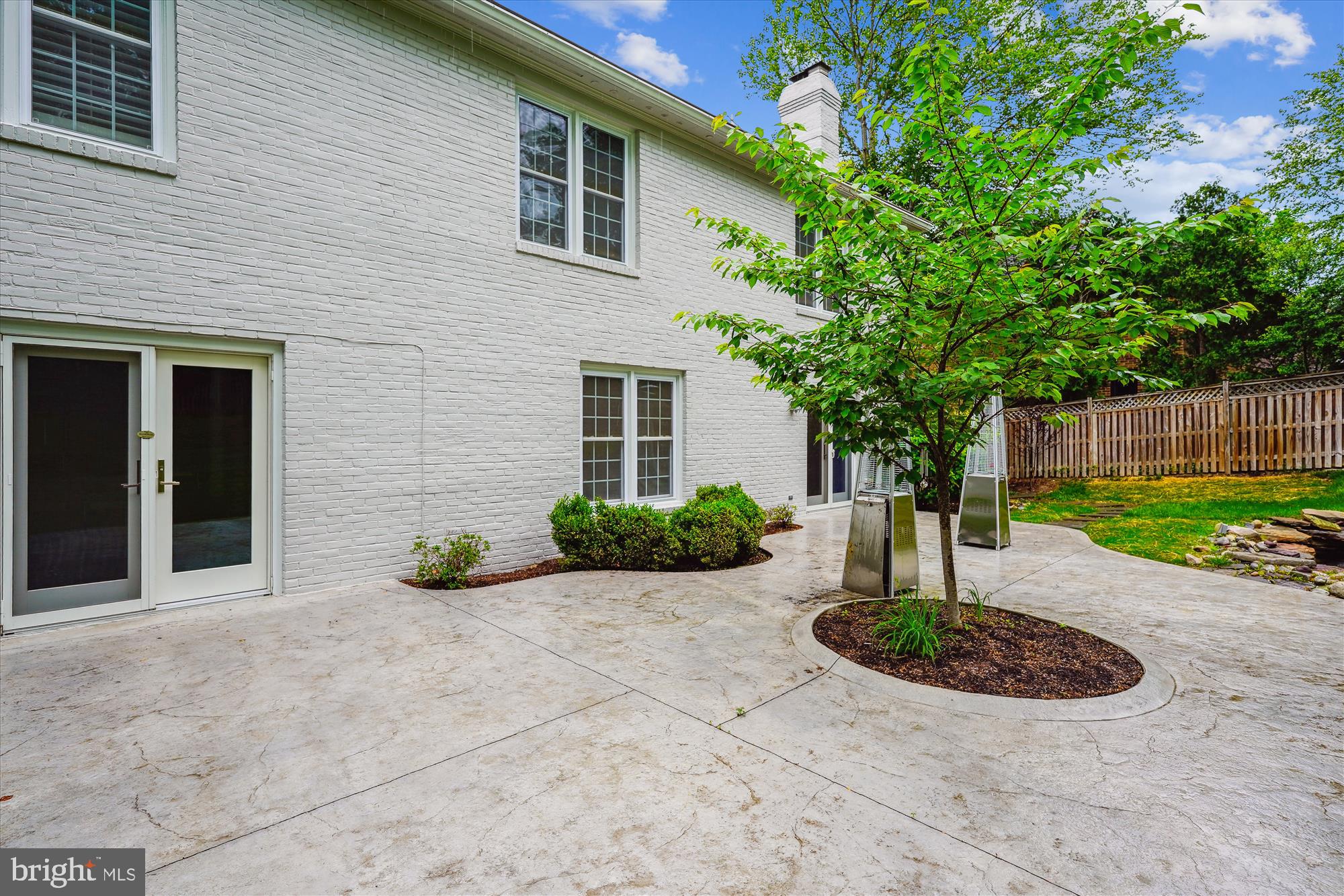 POTOMAC VILLAGE - Residential