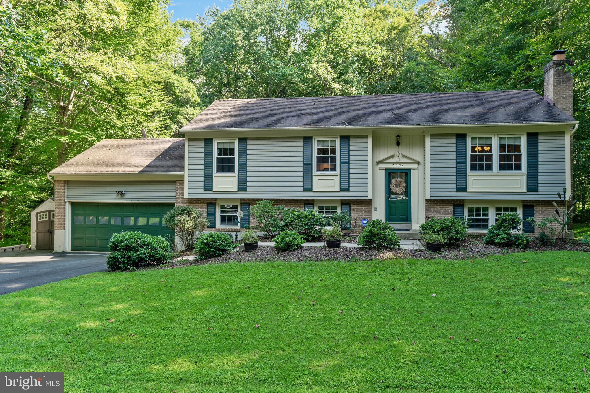 MOCKINGBIRD RIDGE - Residential