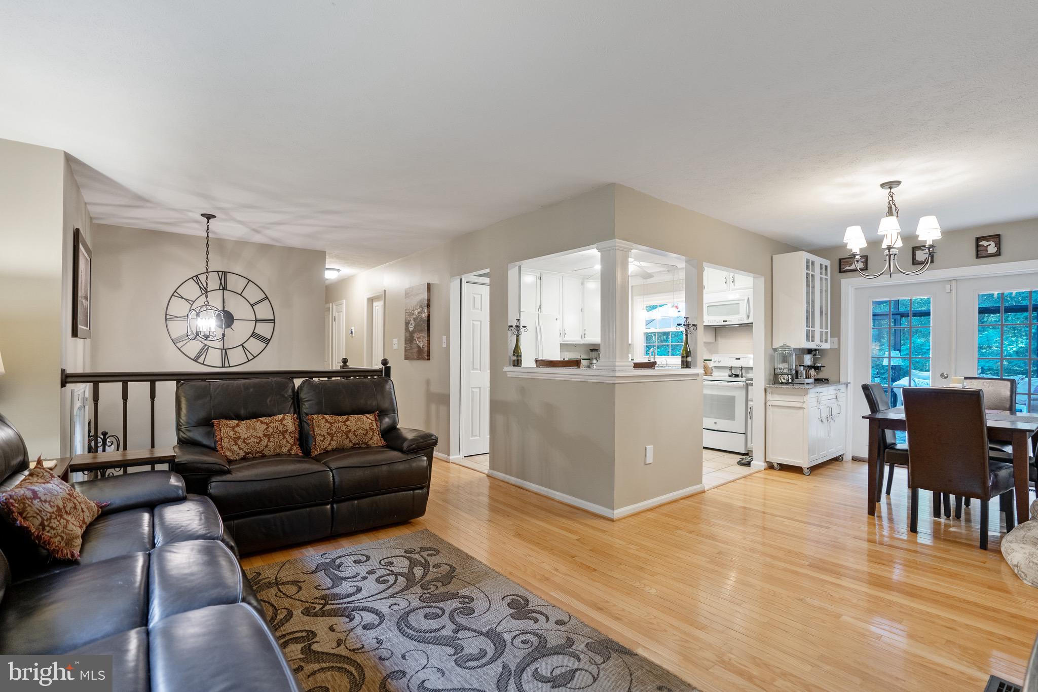 MOCKINGBIRD RIDGE - Residential