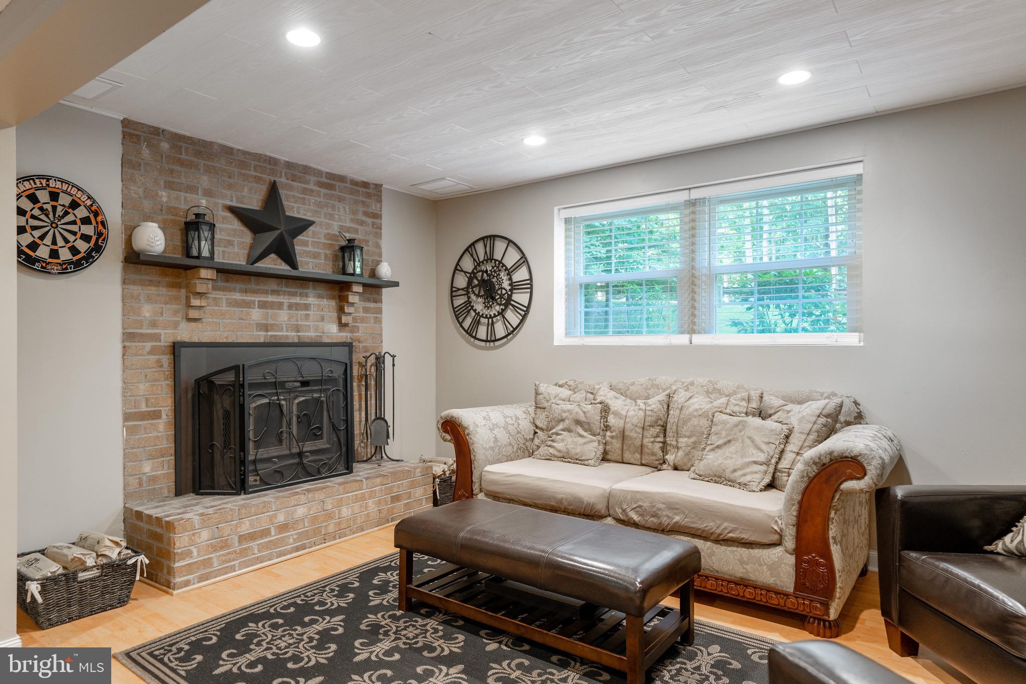 MOCKINGBIRD RIDGE - Residential