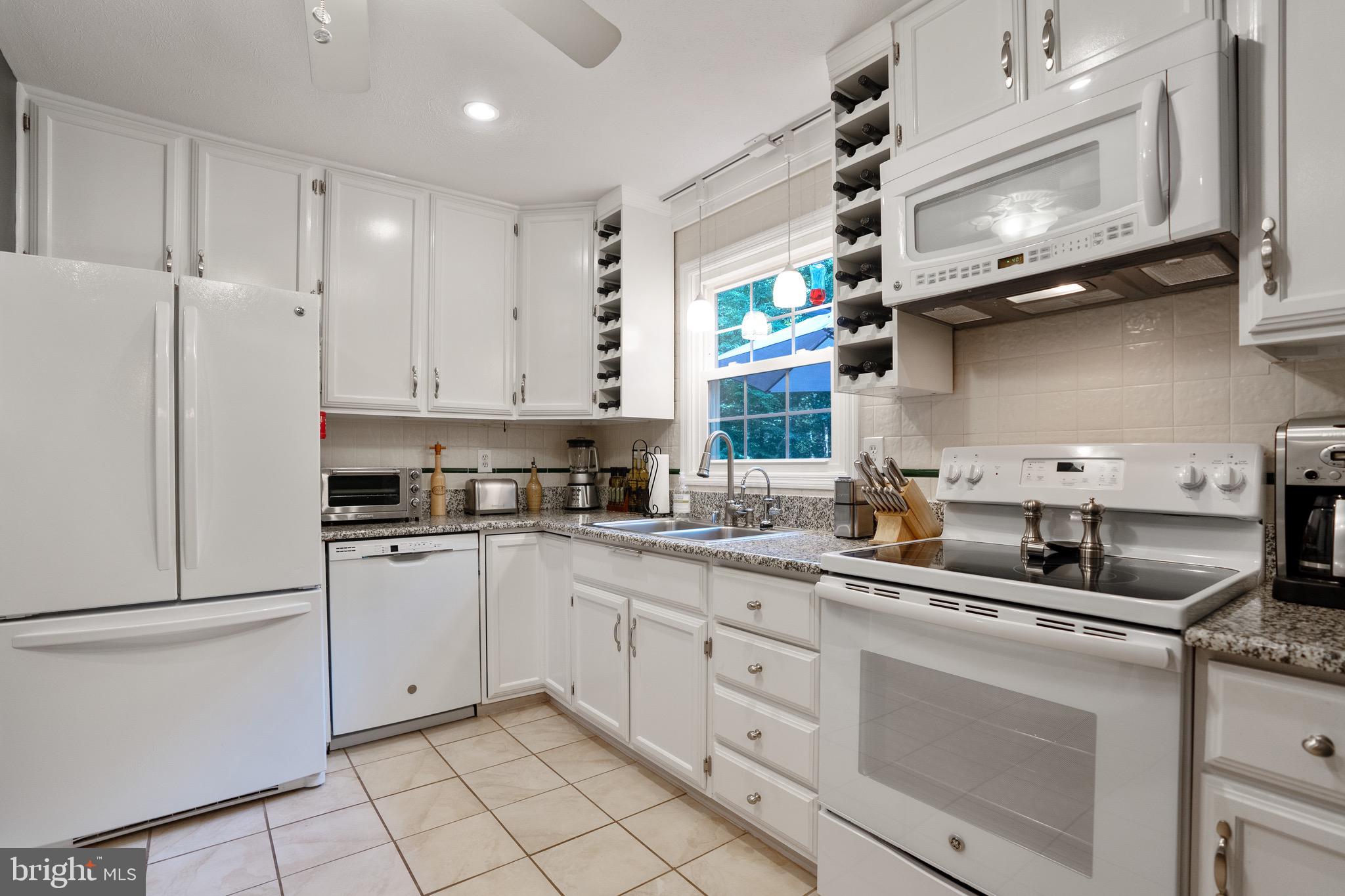 MOCKINGBIRD RIDGE - Residential