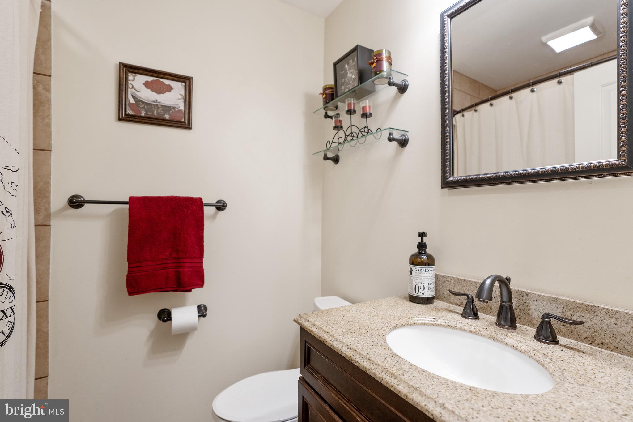 MOCKINGBIRD RIDGE - Residential