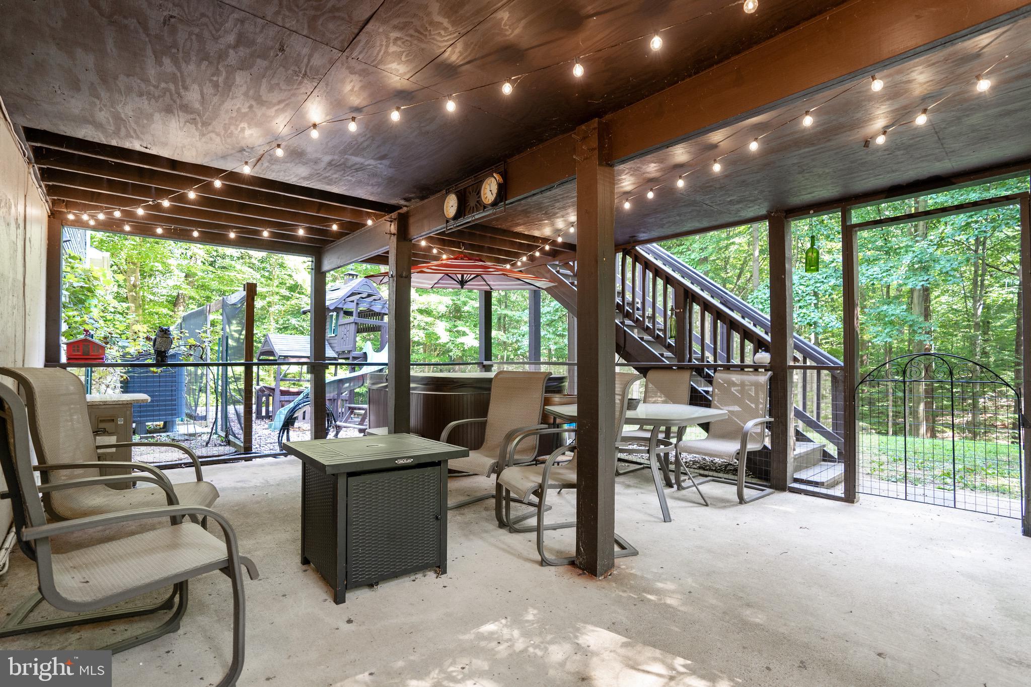 MOCKINGBIRD RIDGE - Residential