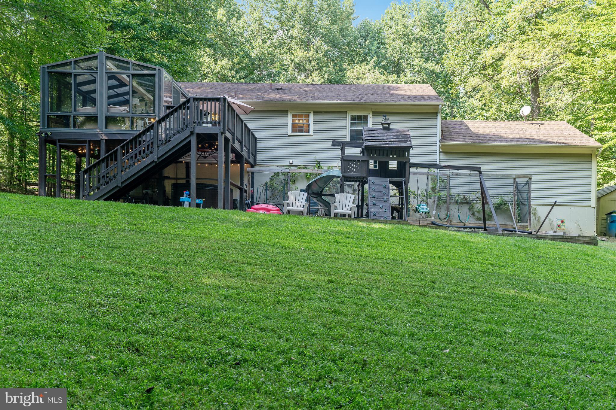 MOCKINGBIRD RIDGE - Residential