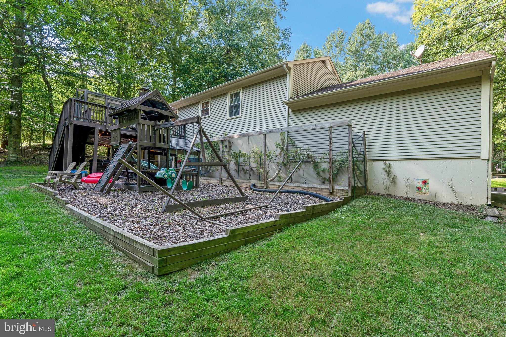 MOCKINGBIRD RIDGE - Residential