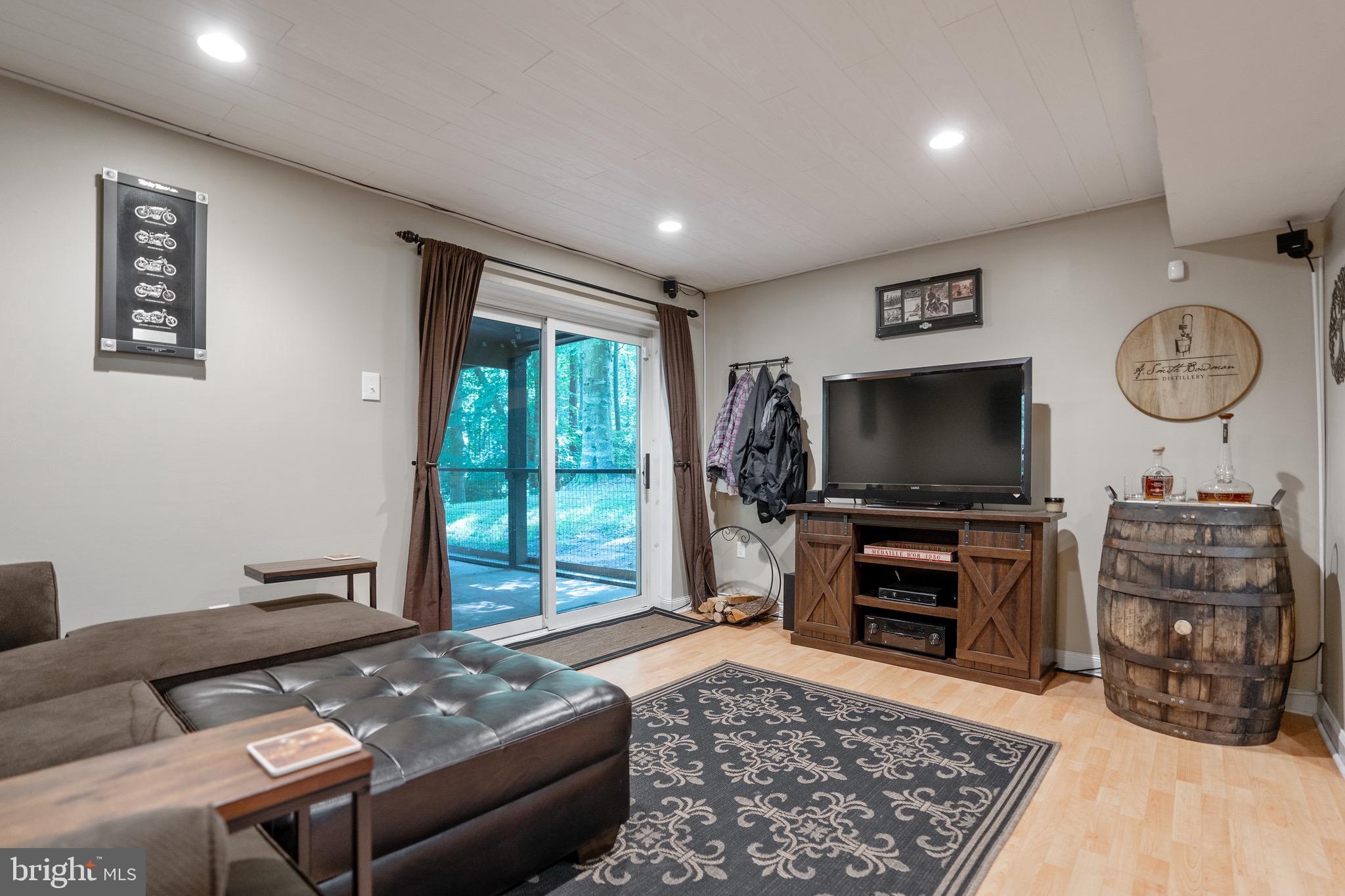 MOCKINGBIRD RIDGE - Residential