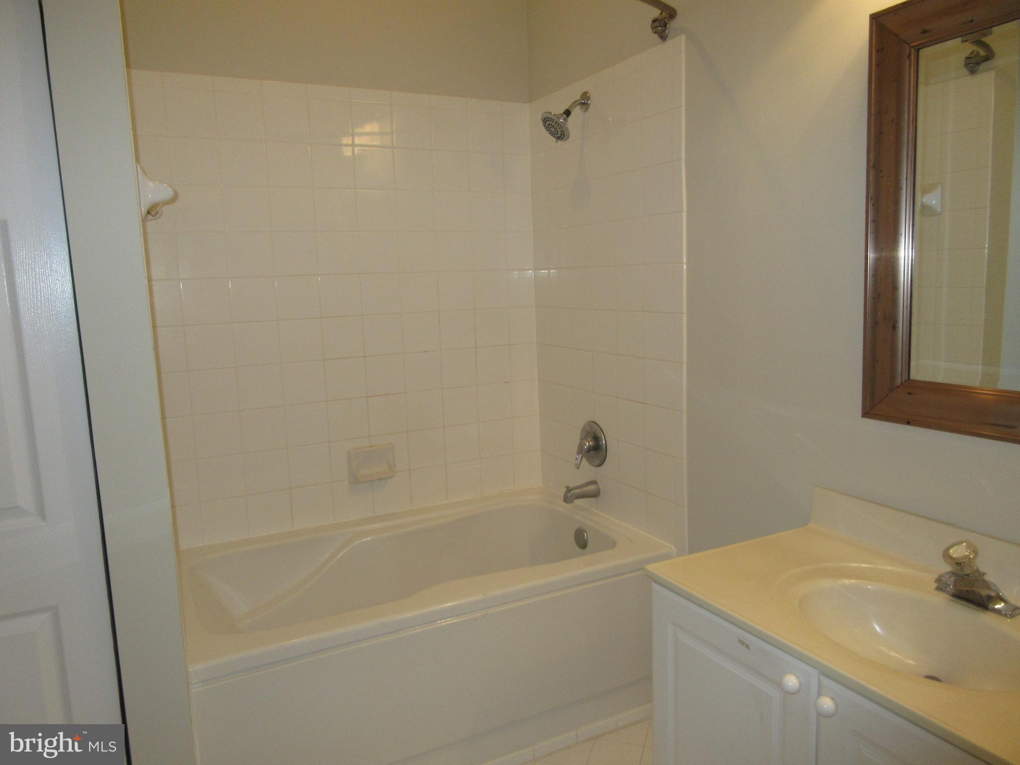 CAMERON STATION - Residential Lease