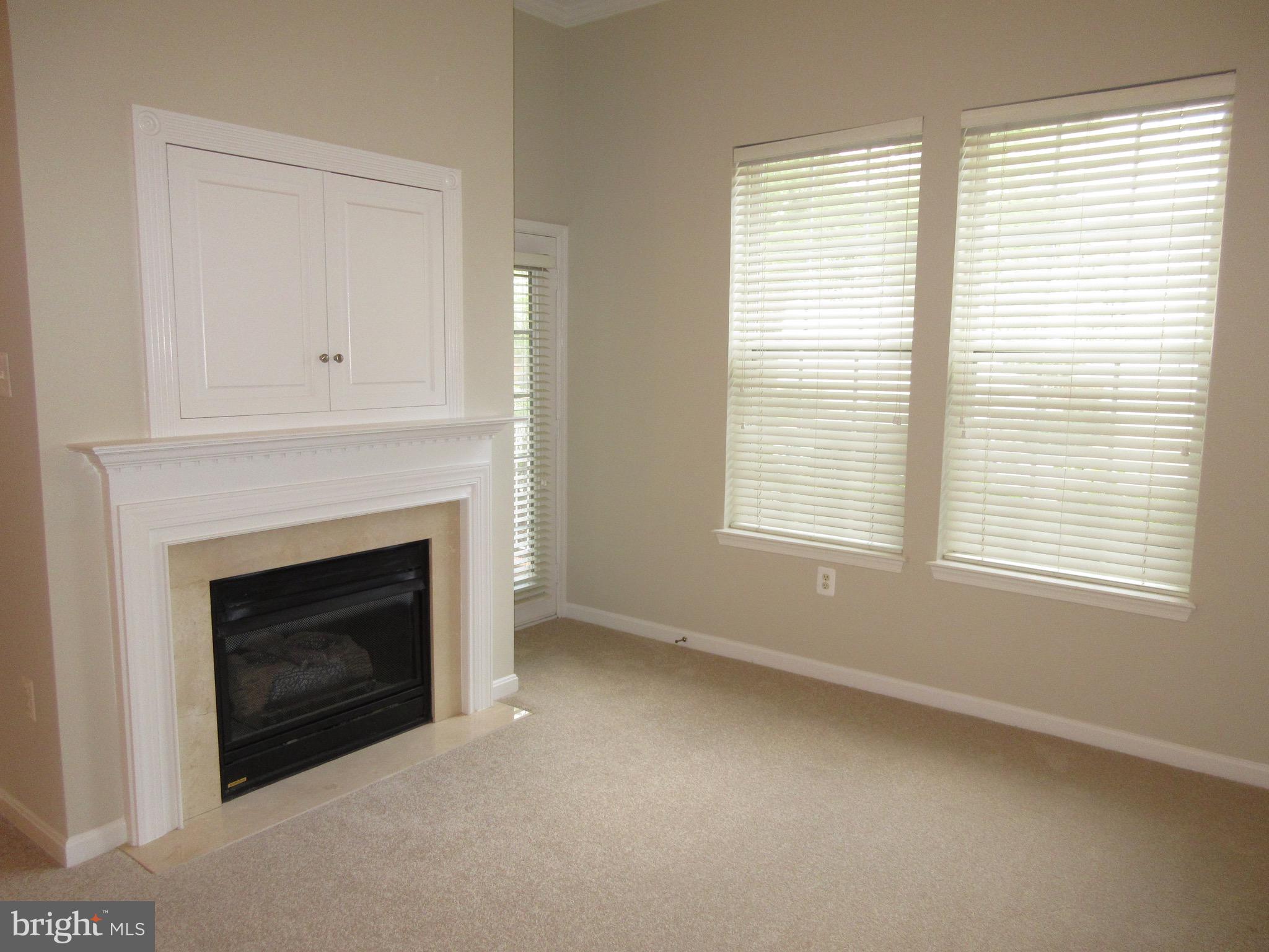 CAMERON STATION - Residential Lease