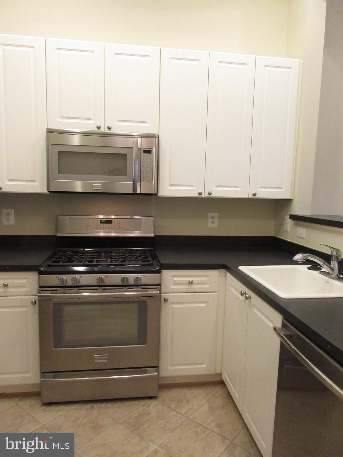 CAMERON STATION - Residential Lease