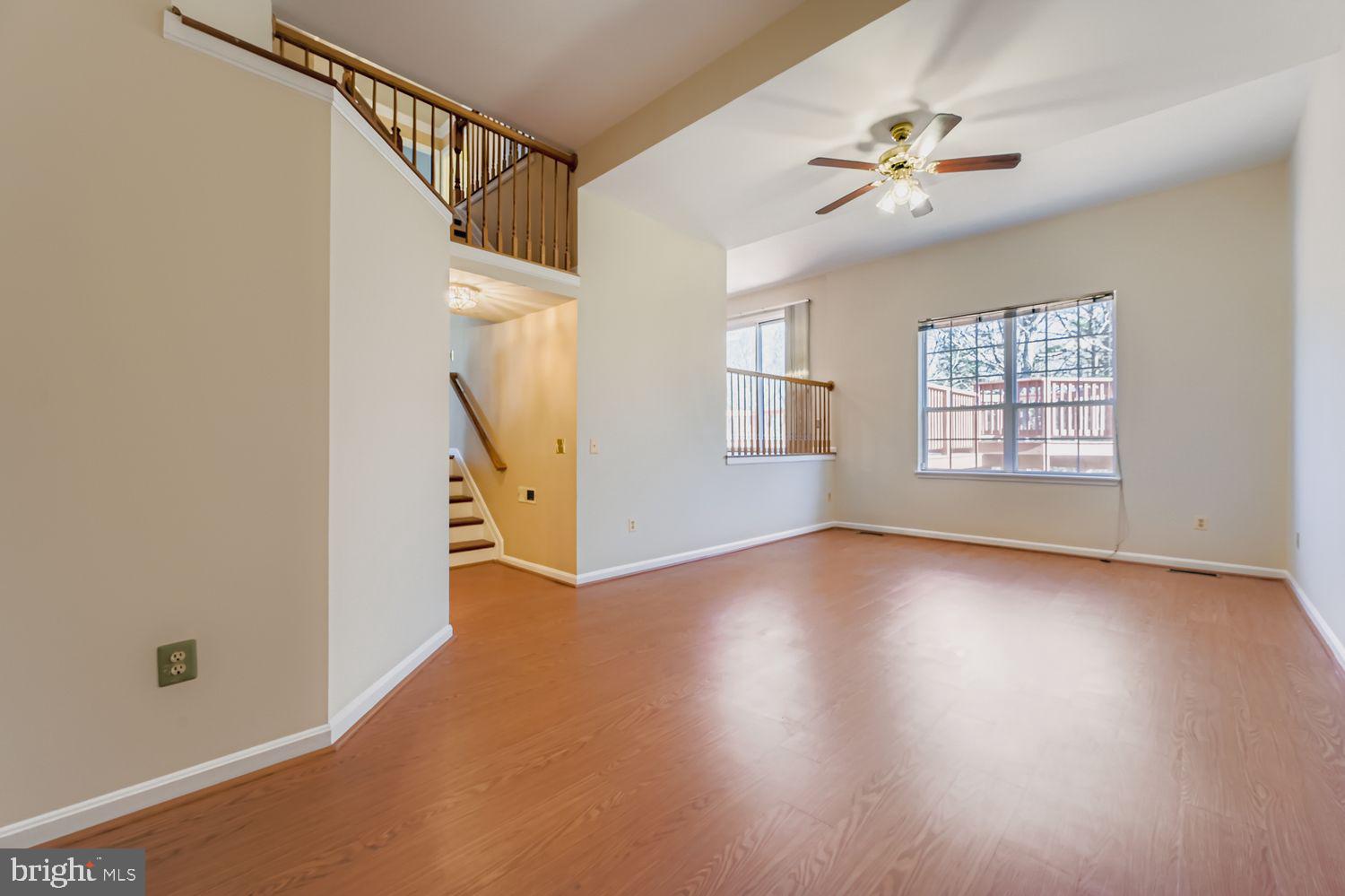 SEVEN OAKS - Residential