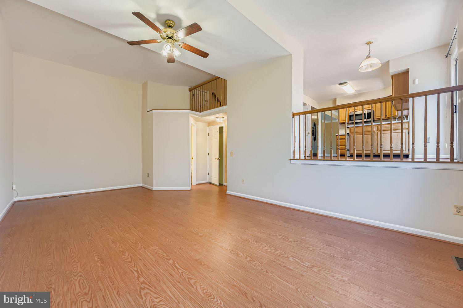 SEVEN OAKS - Residential