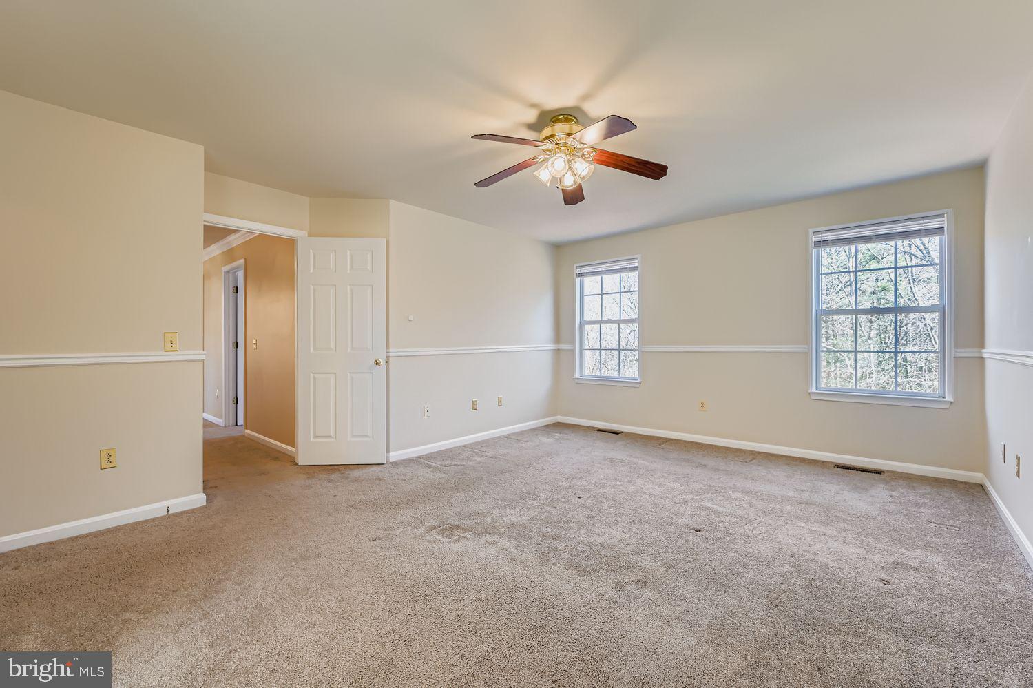 SEVEN OAKS - Residential