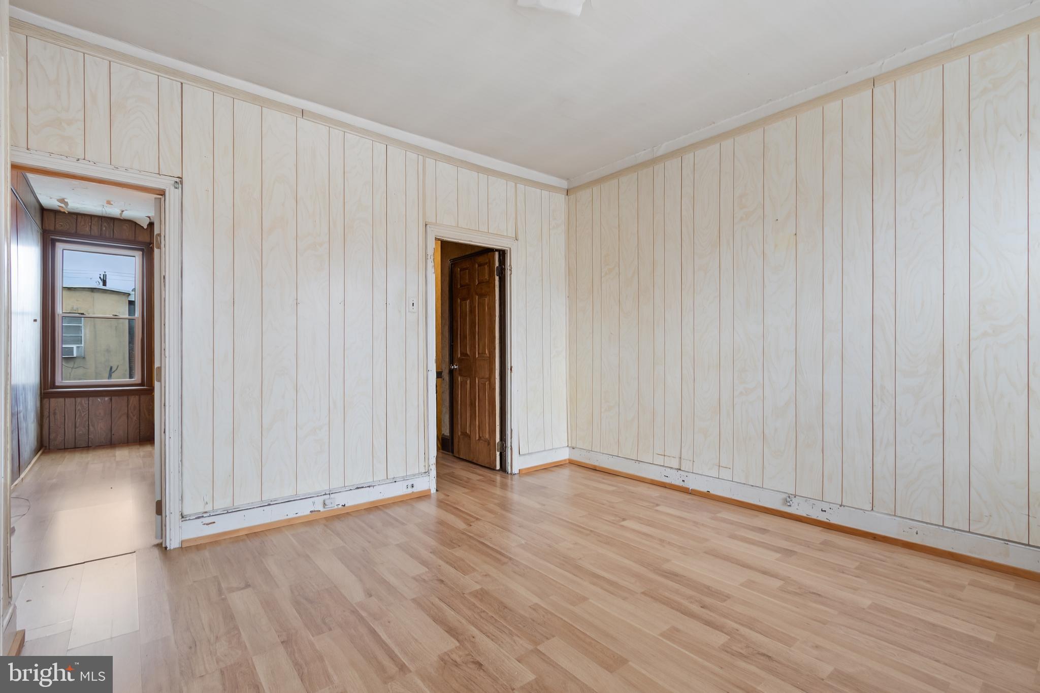 WHITMAN - Residential