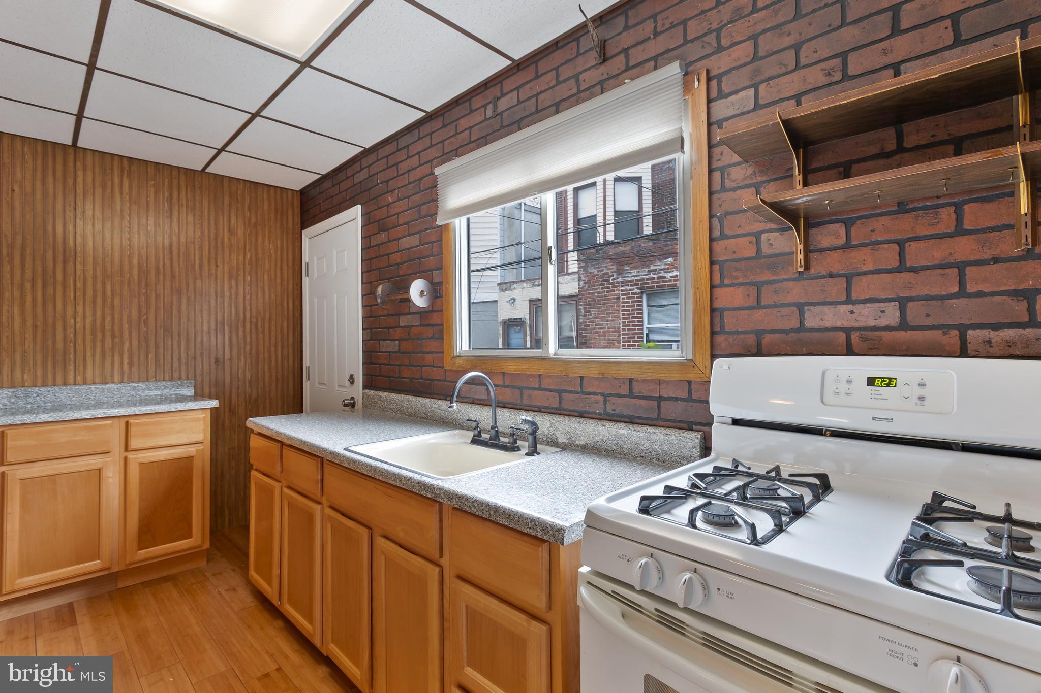 WHITMAN - Residential