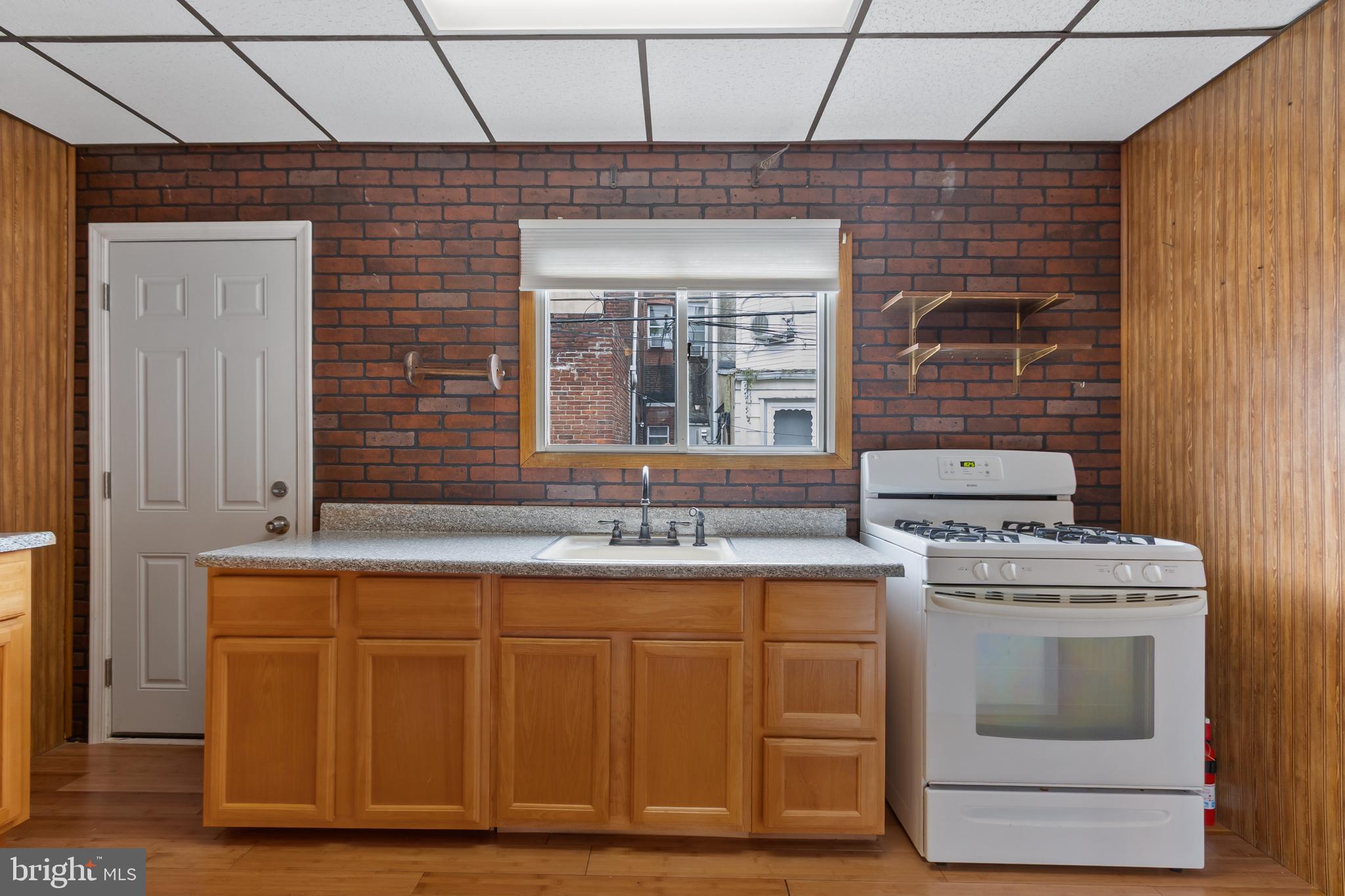 WHITMAN - Residential