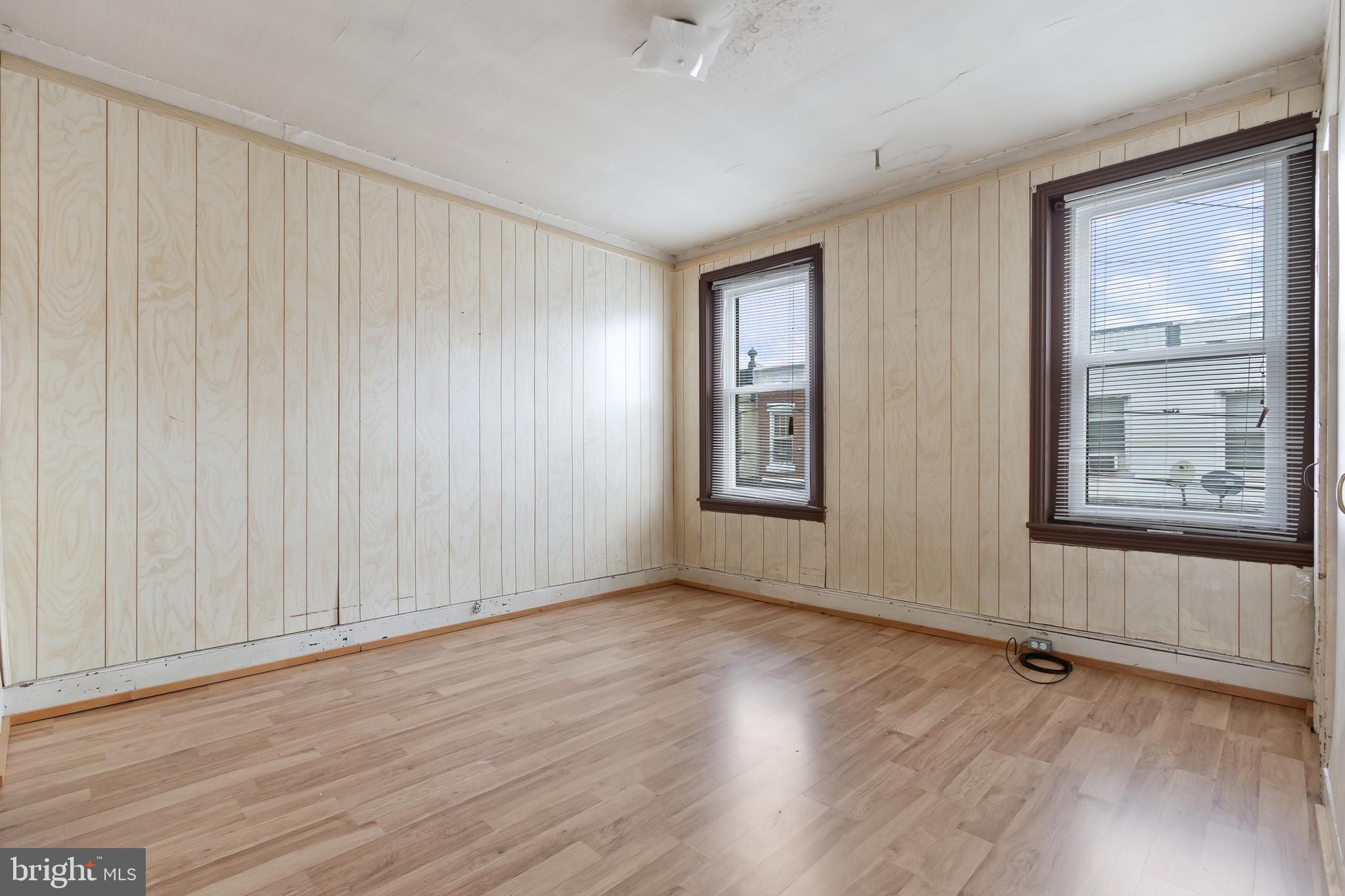 WHITMAN - Residential