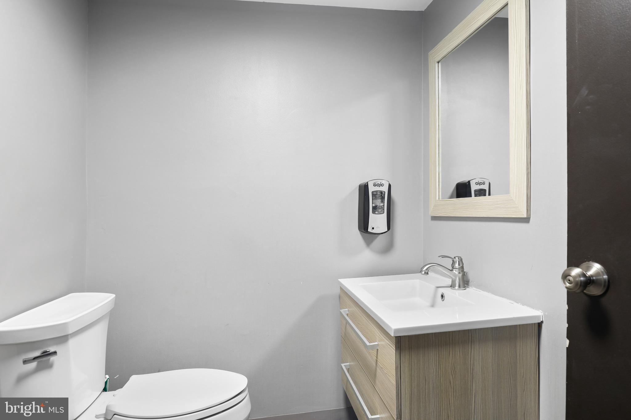 CHARLES VILLAGE - Commercial Sale