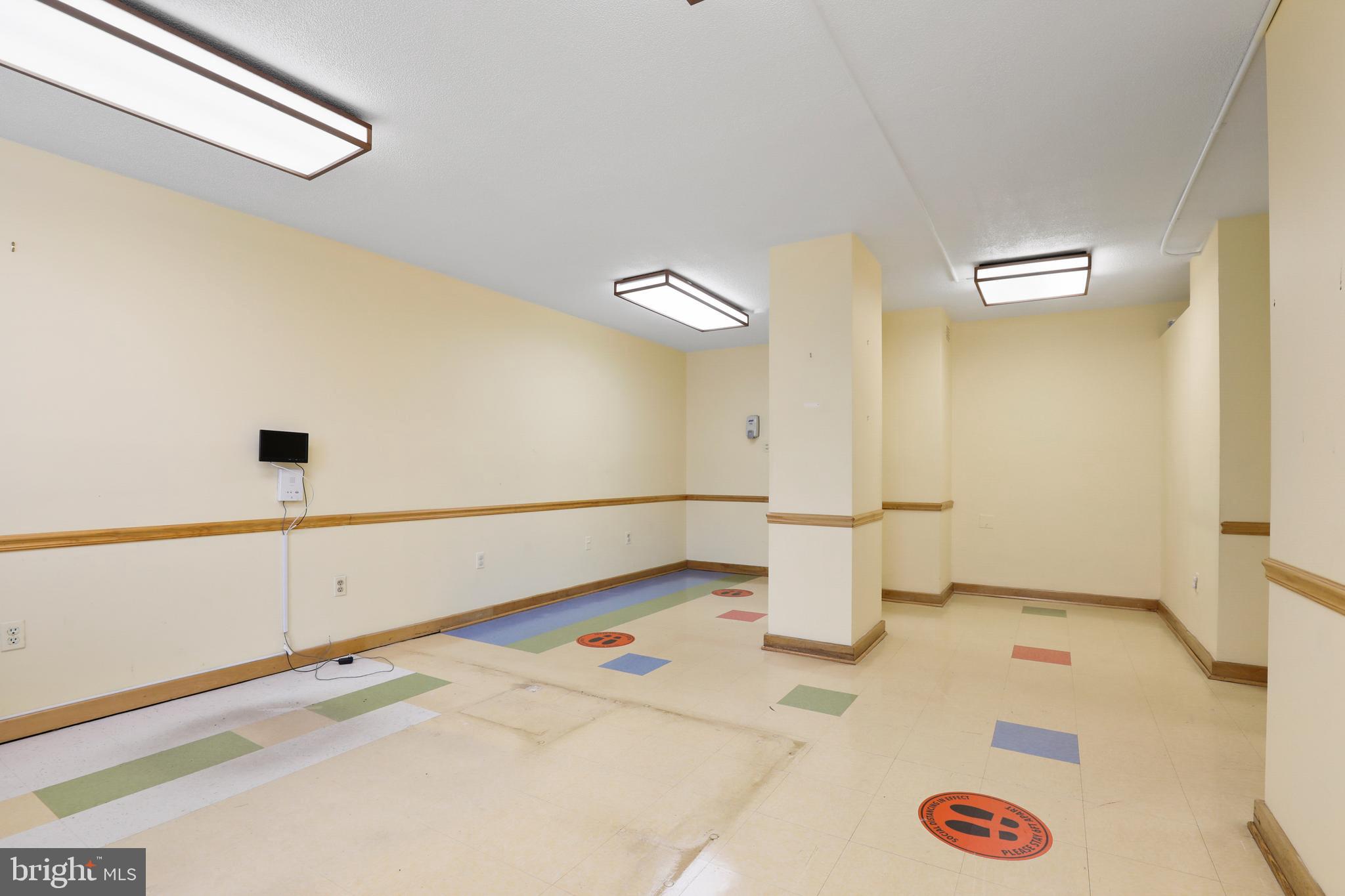 CHARLES VILLAGE - Commercial Sale