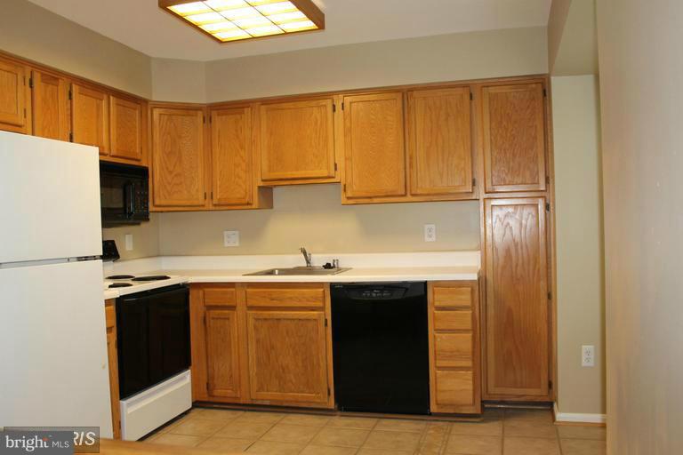 VILLAGES OF MARLBOROUGH - Residential Lease