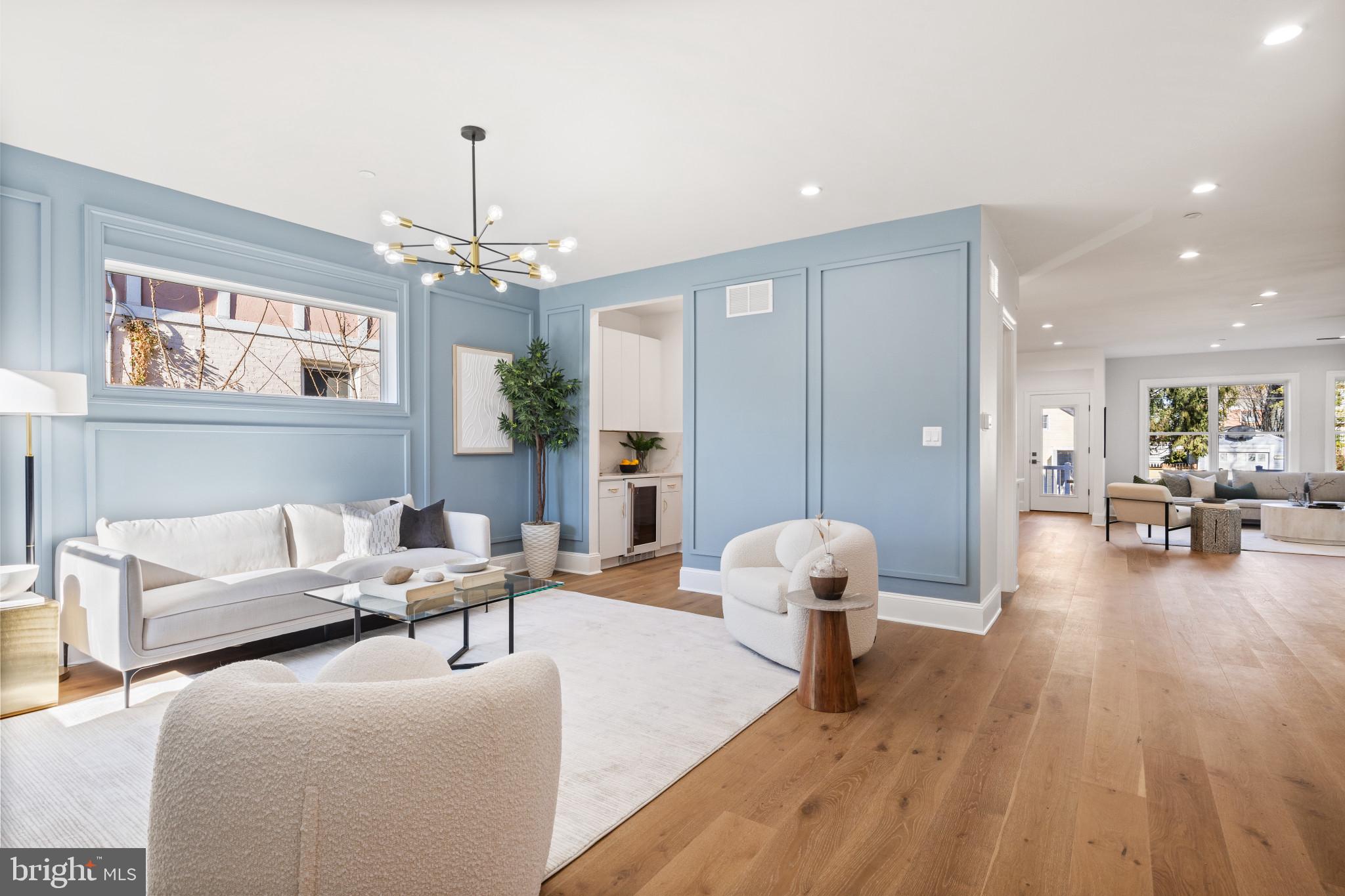 NORTH CLEVELAND PARK - Residential