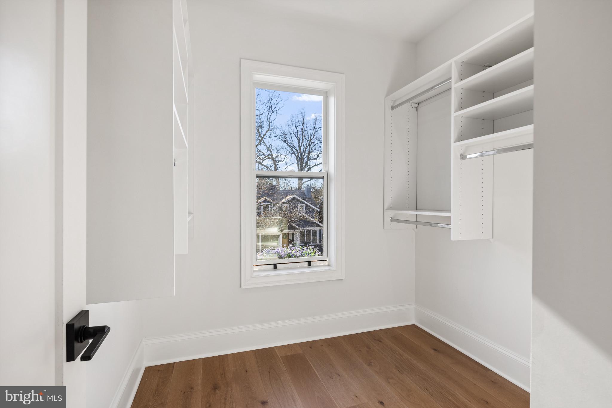 NORTH CLEVELAND PARK - Residential