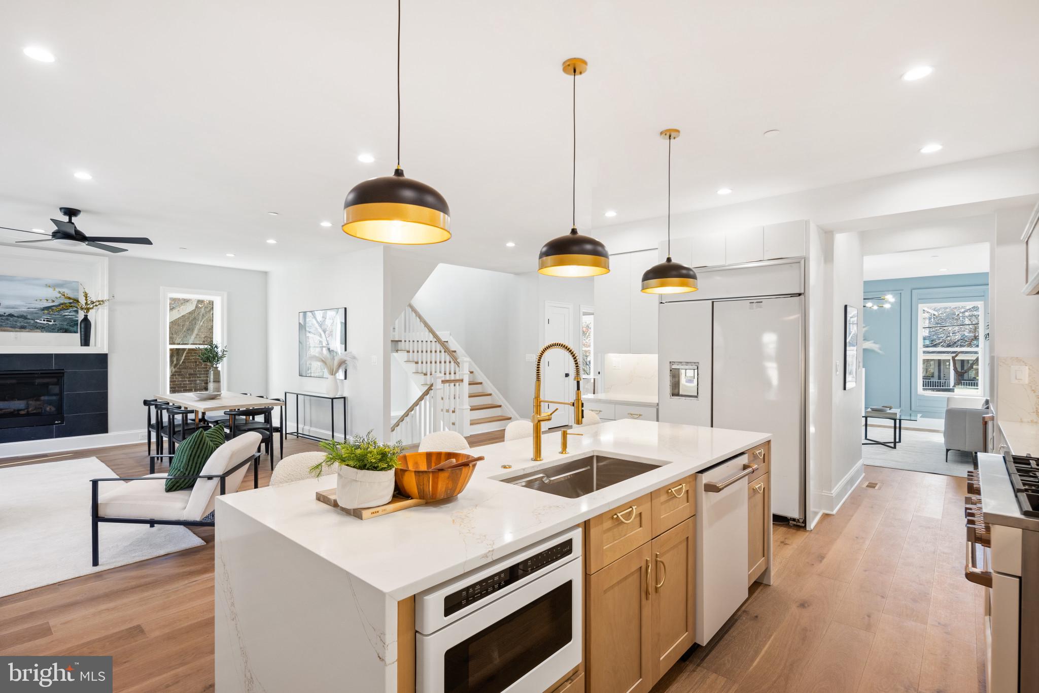 NORTH CLEVELAND PARK - Residential