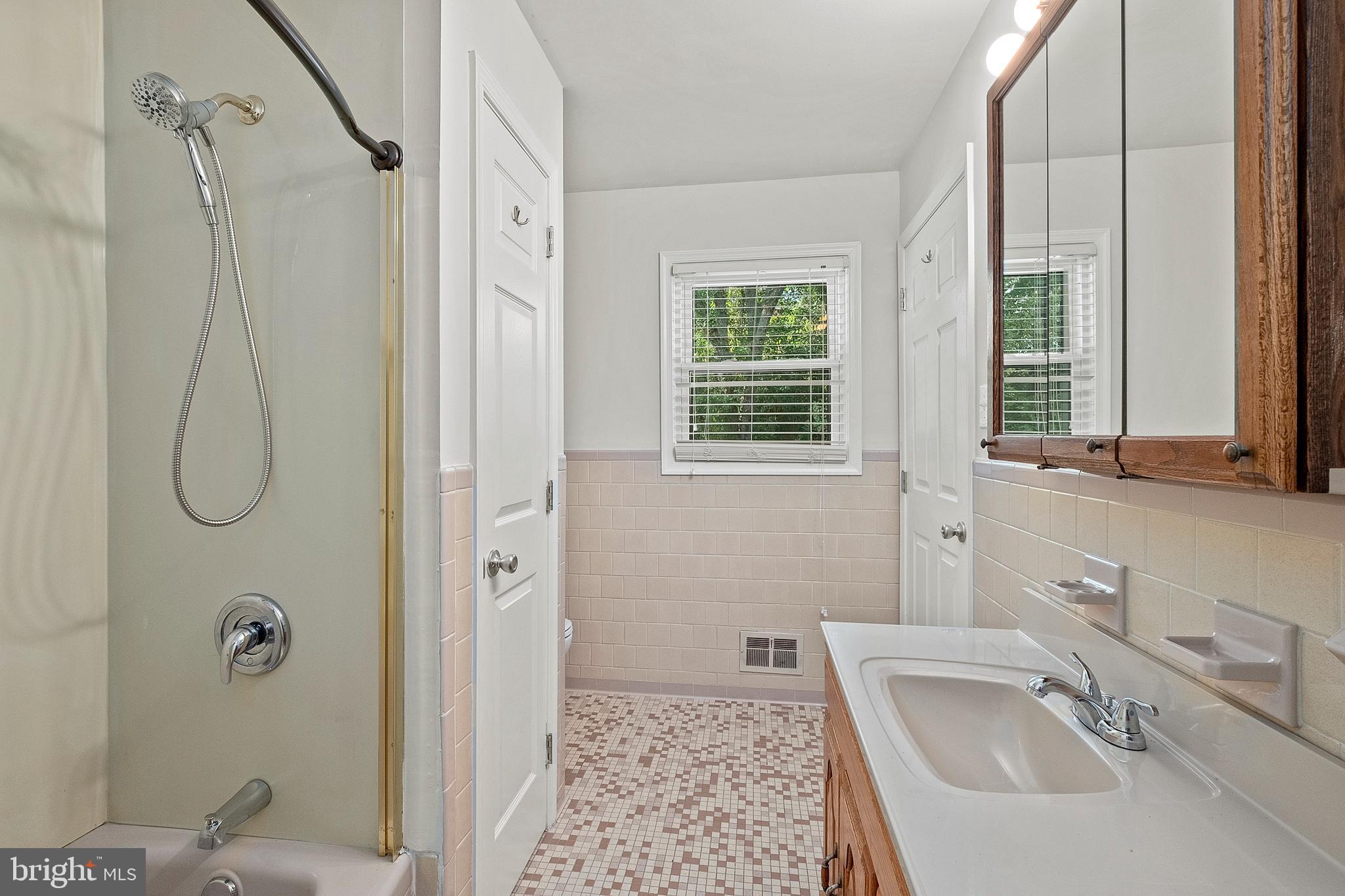 FERNDALE FARMS - Residential